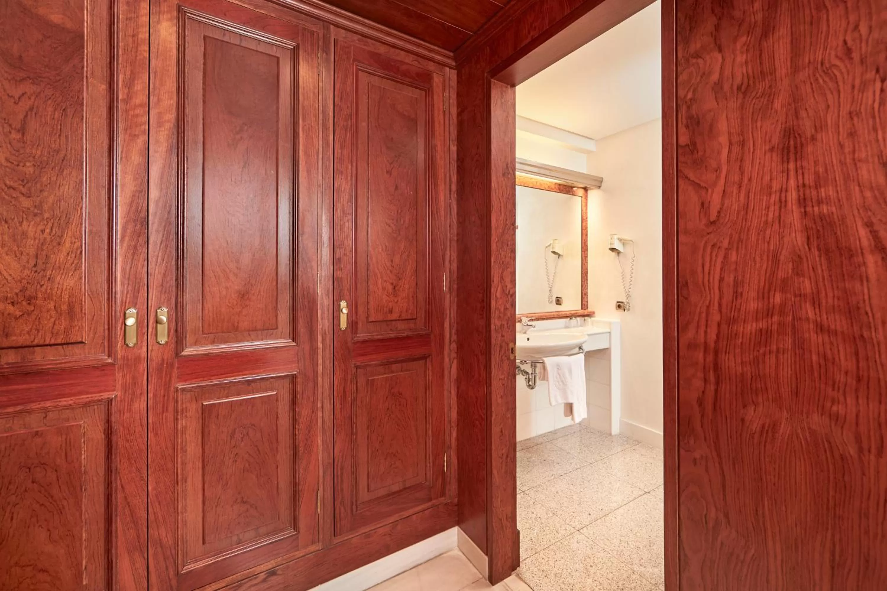 Decorative detail in Bordoy Continental Palma