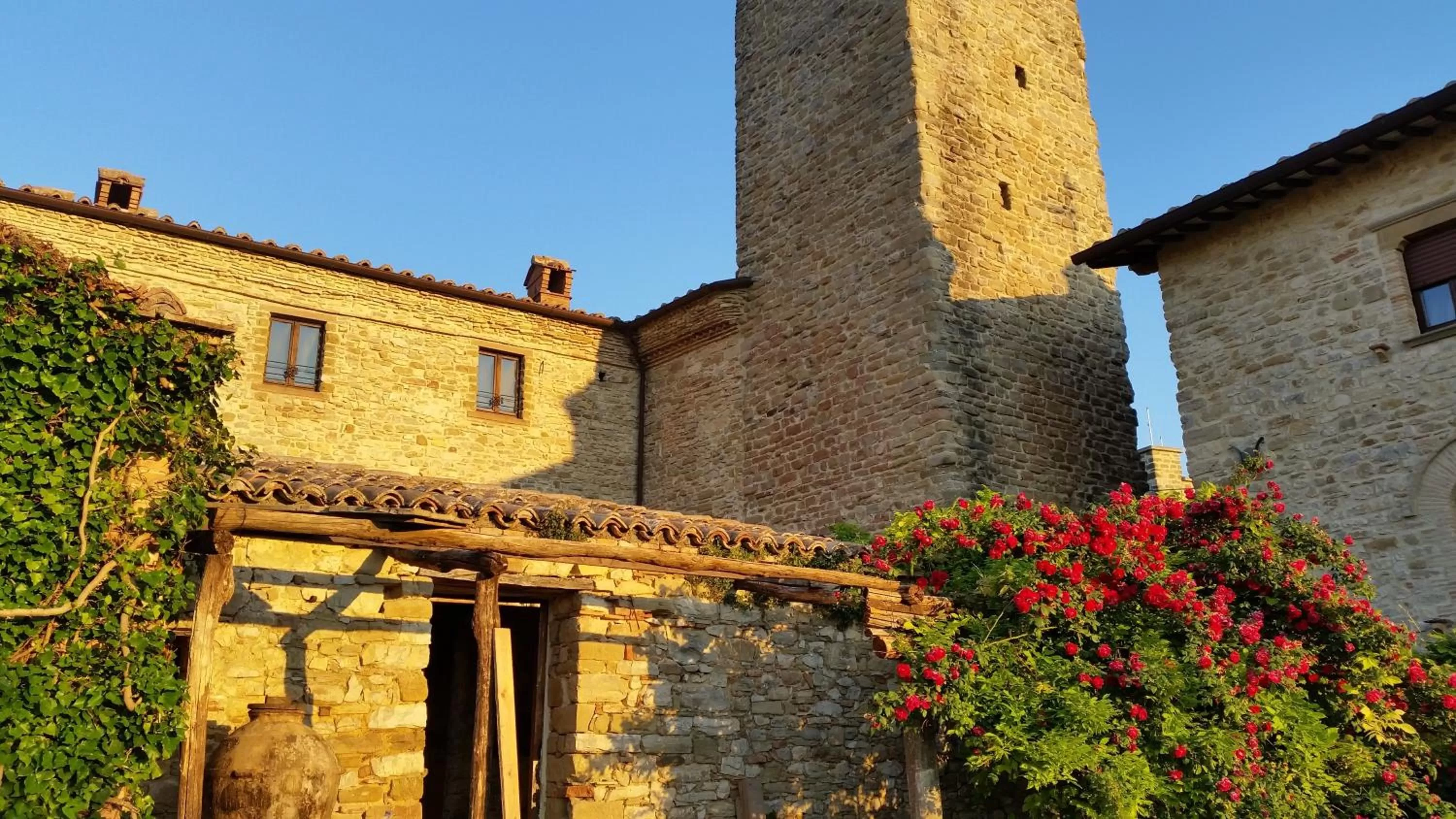 Facade/entrance in Castello Di Giomici