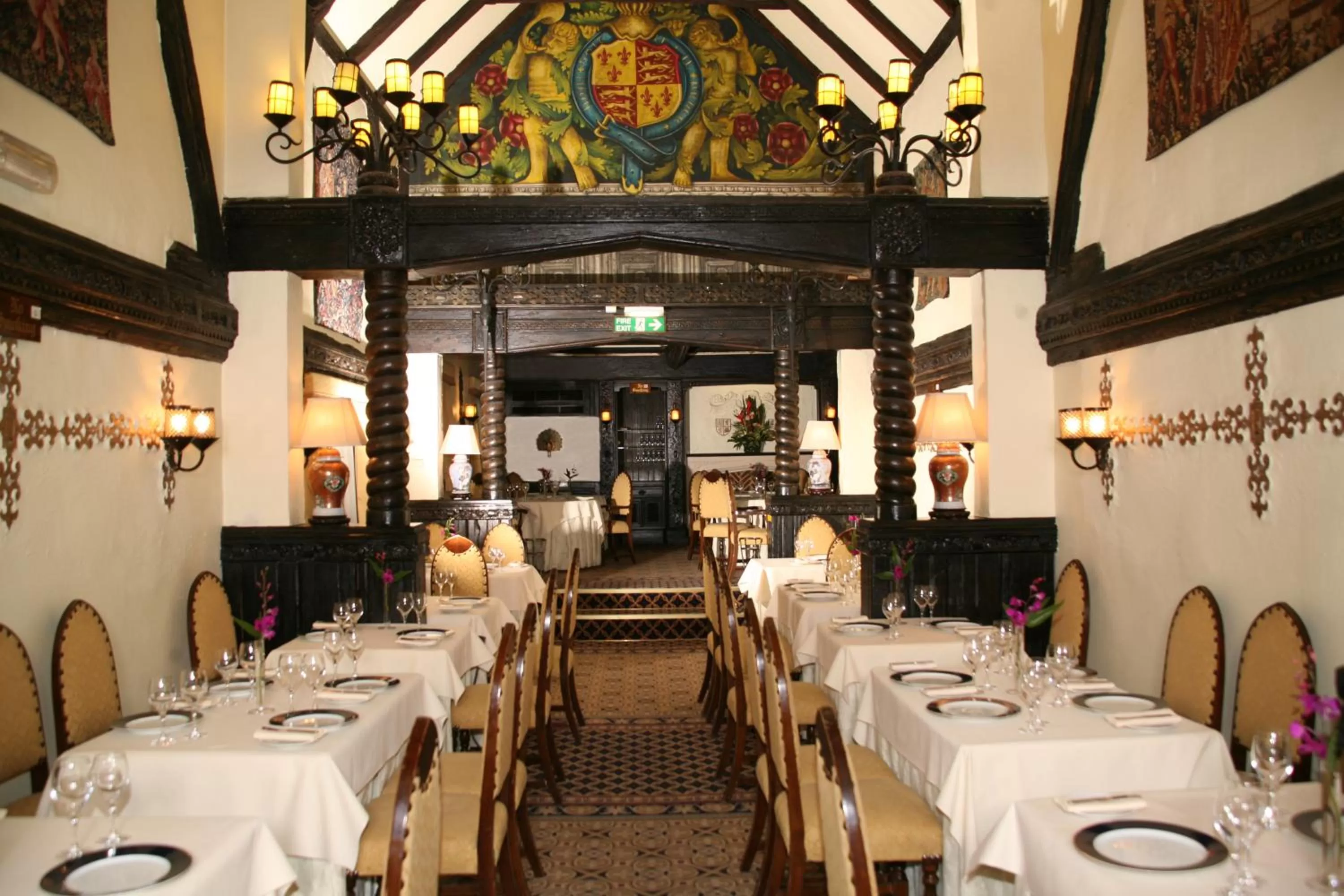 Restaurant/places to eat in Marygreen Manor