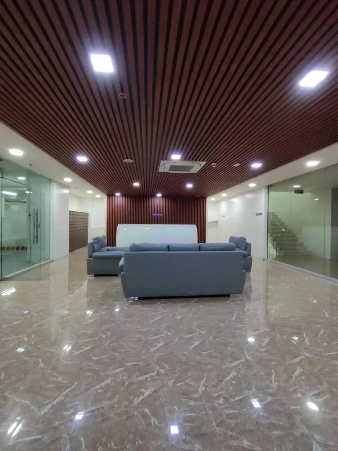 Lobby or reception in INSPIRIA Condo Free Airport Pickup for 3 nights stay or more