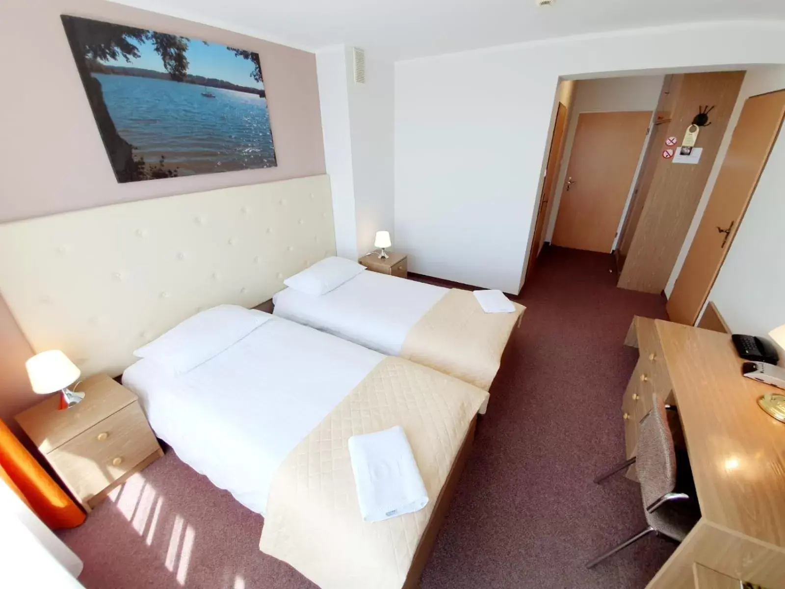 Twin Room with Lake View in Hotel Mazuria Country & SPA Twin Room with Lake View in Hotel Mazuria Country & SPA