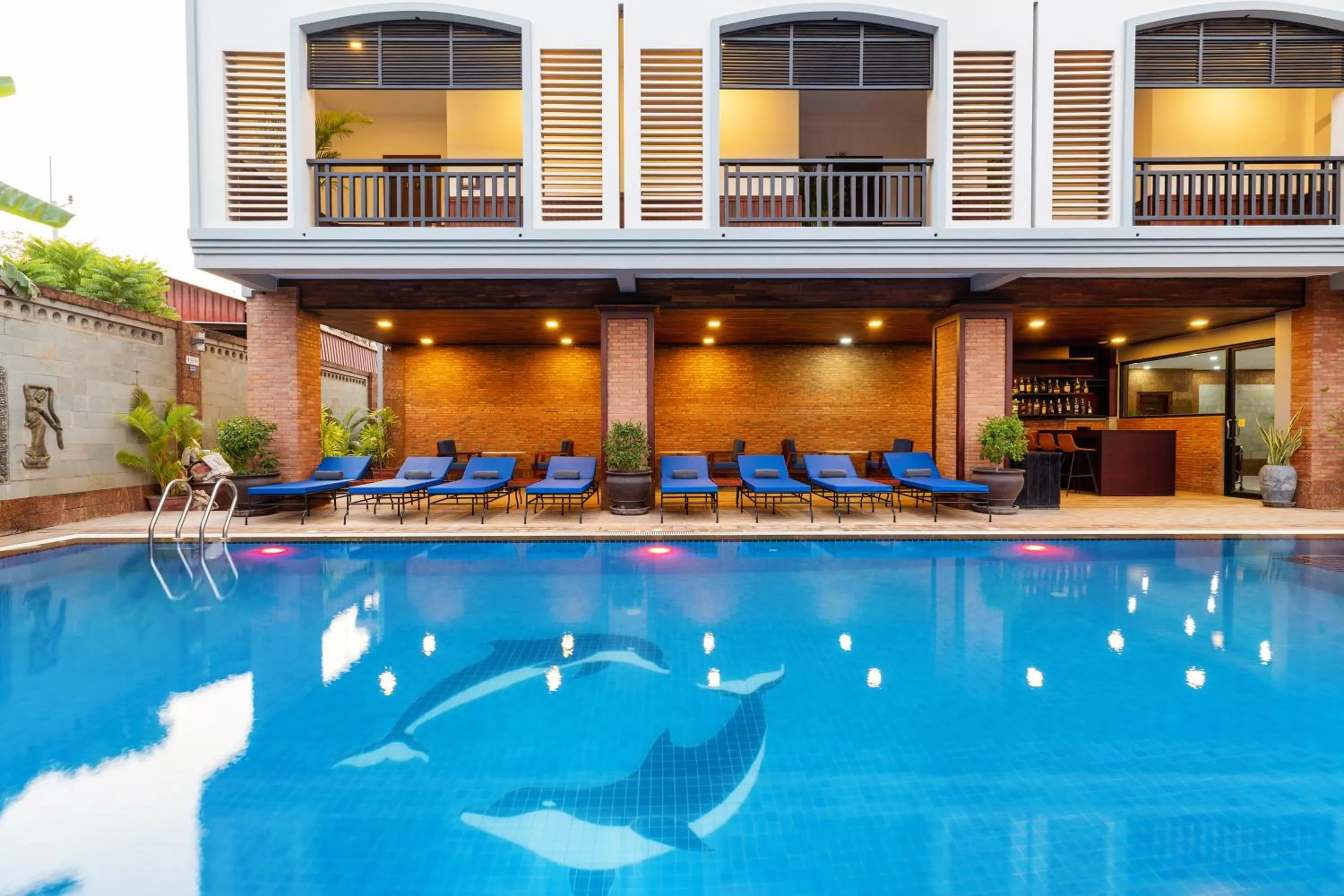 Swimming pool in Blanc Smith Hotel