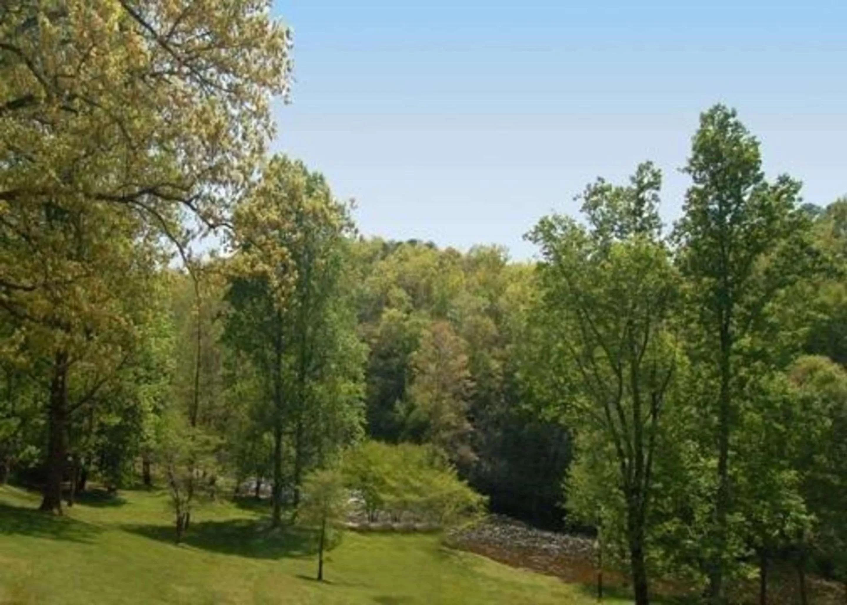 Nearby landmark in Rodeway Inn & Suites Cherokee On the River
