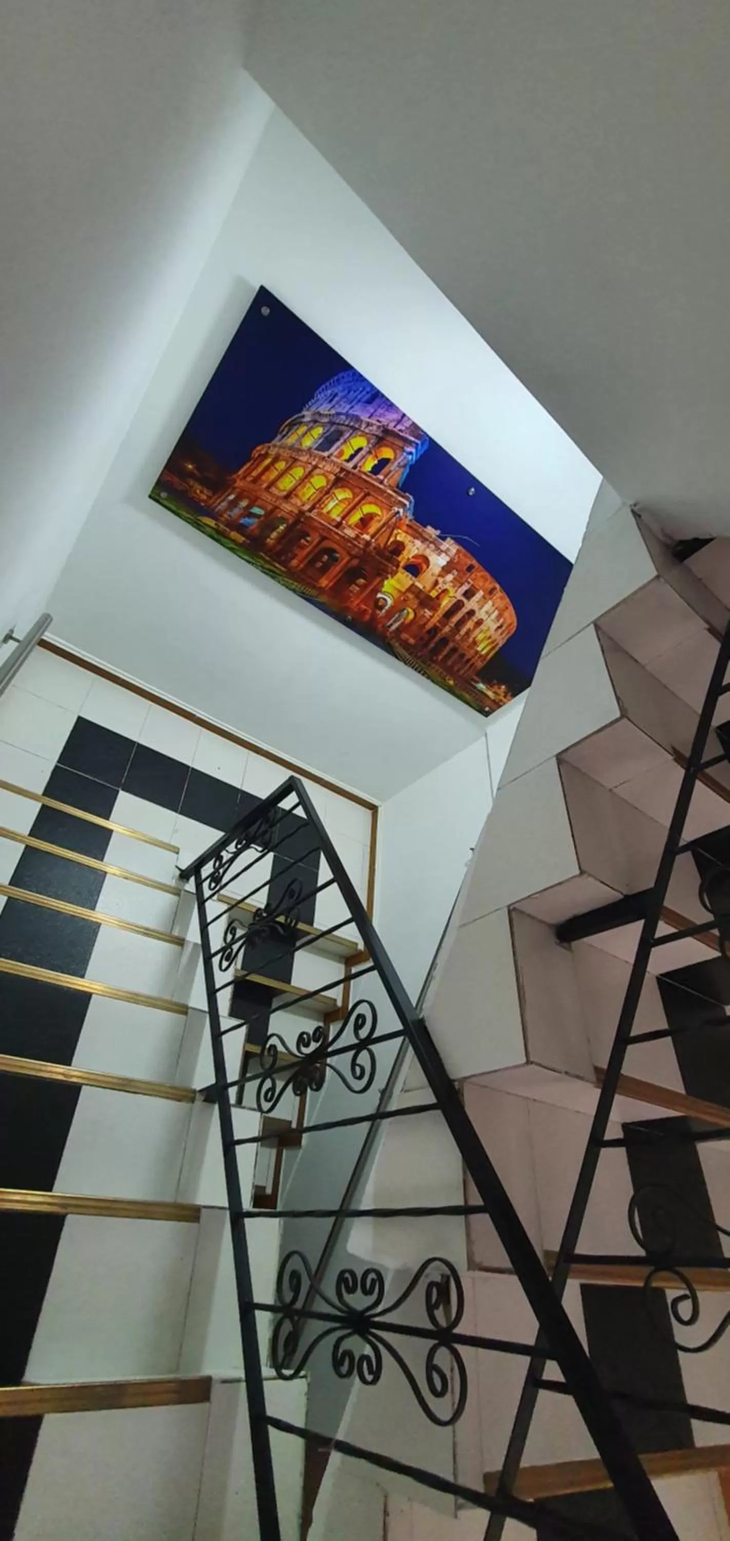 Property building in Hotel Picasso 70