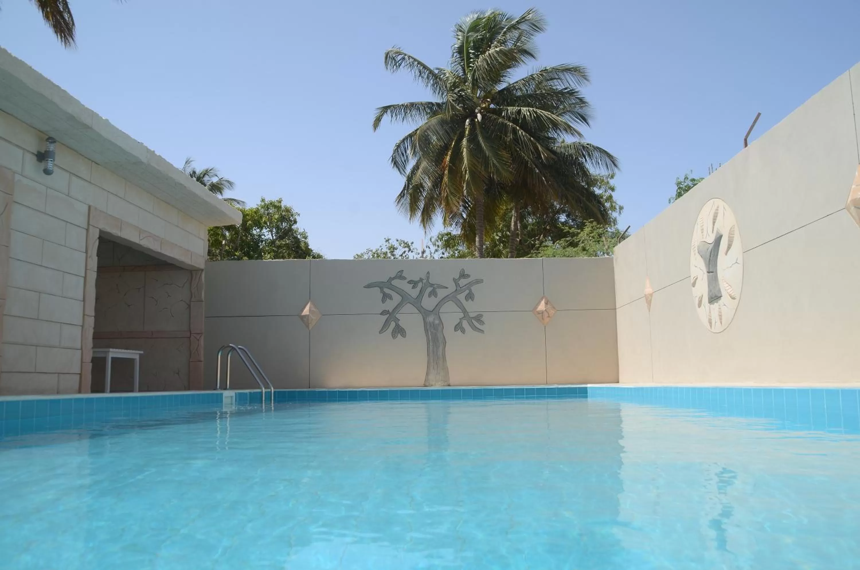 Swimming Pool in Hotel La Perle