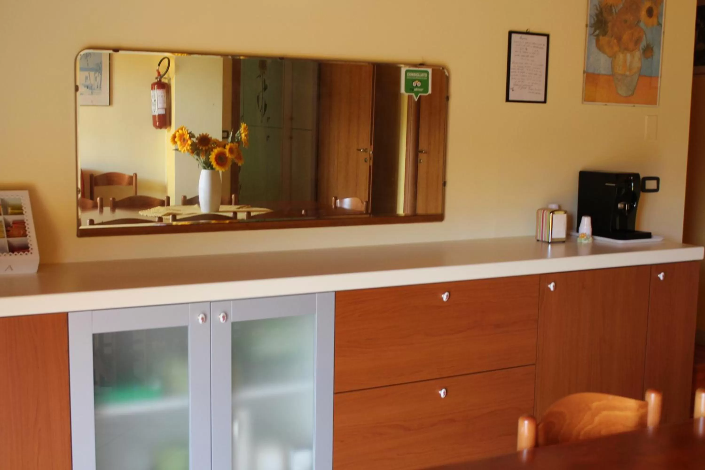 Living room, Kitchen/Kitchenette in B&B Il Girasole