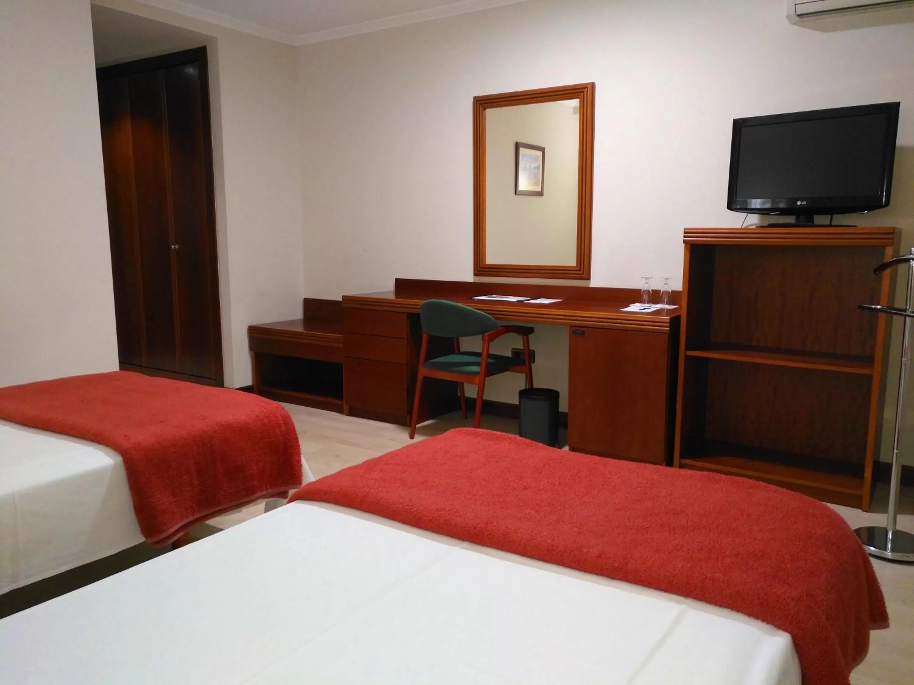 Bed in Hotel Villa de Marin