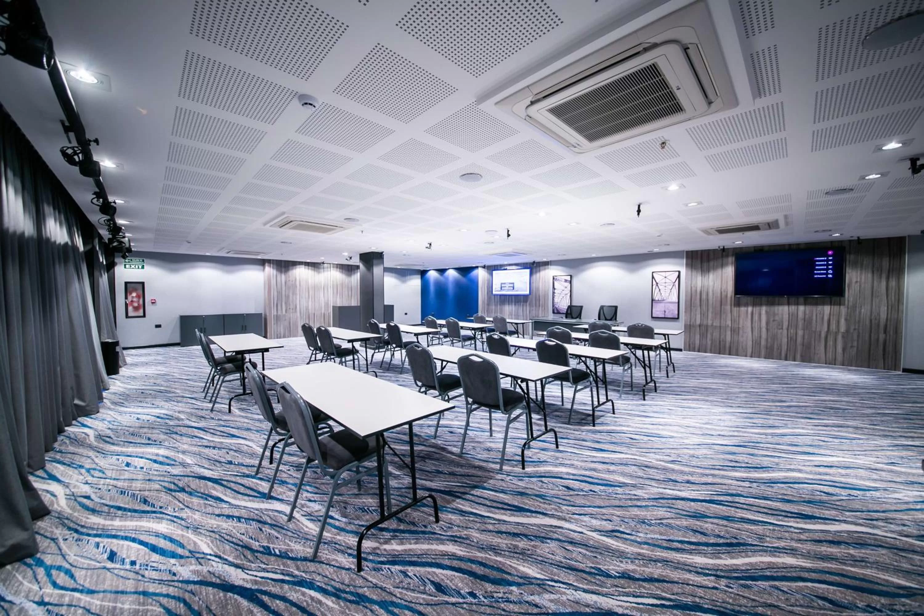 Meeting/conference room in Hilton Garden Inn Santiago Del Estero - HILTON HOTELS