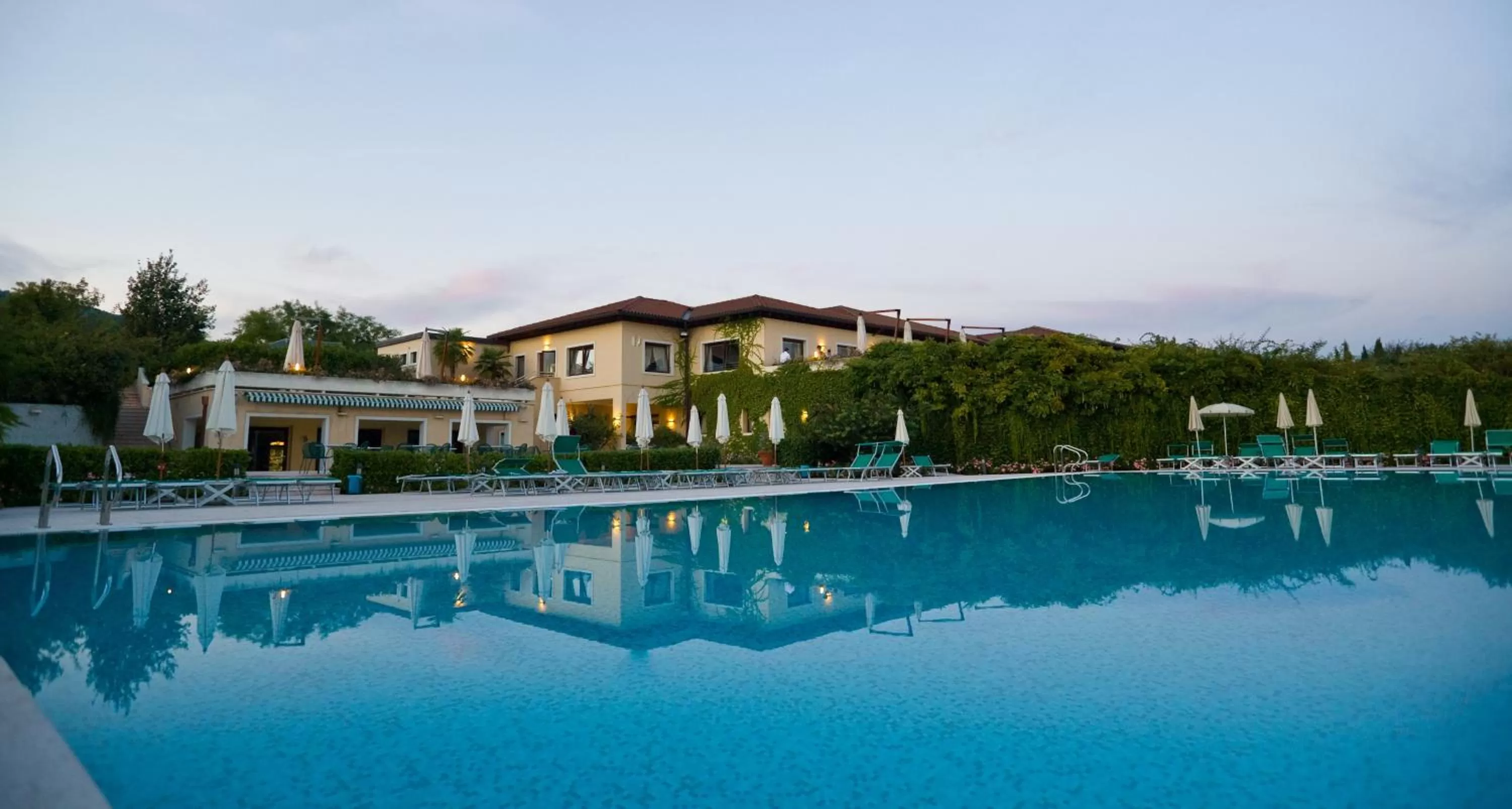 Property building in Asolo Golf Club