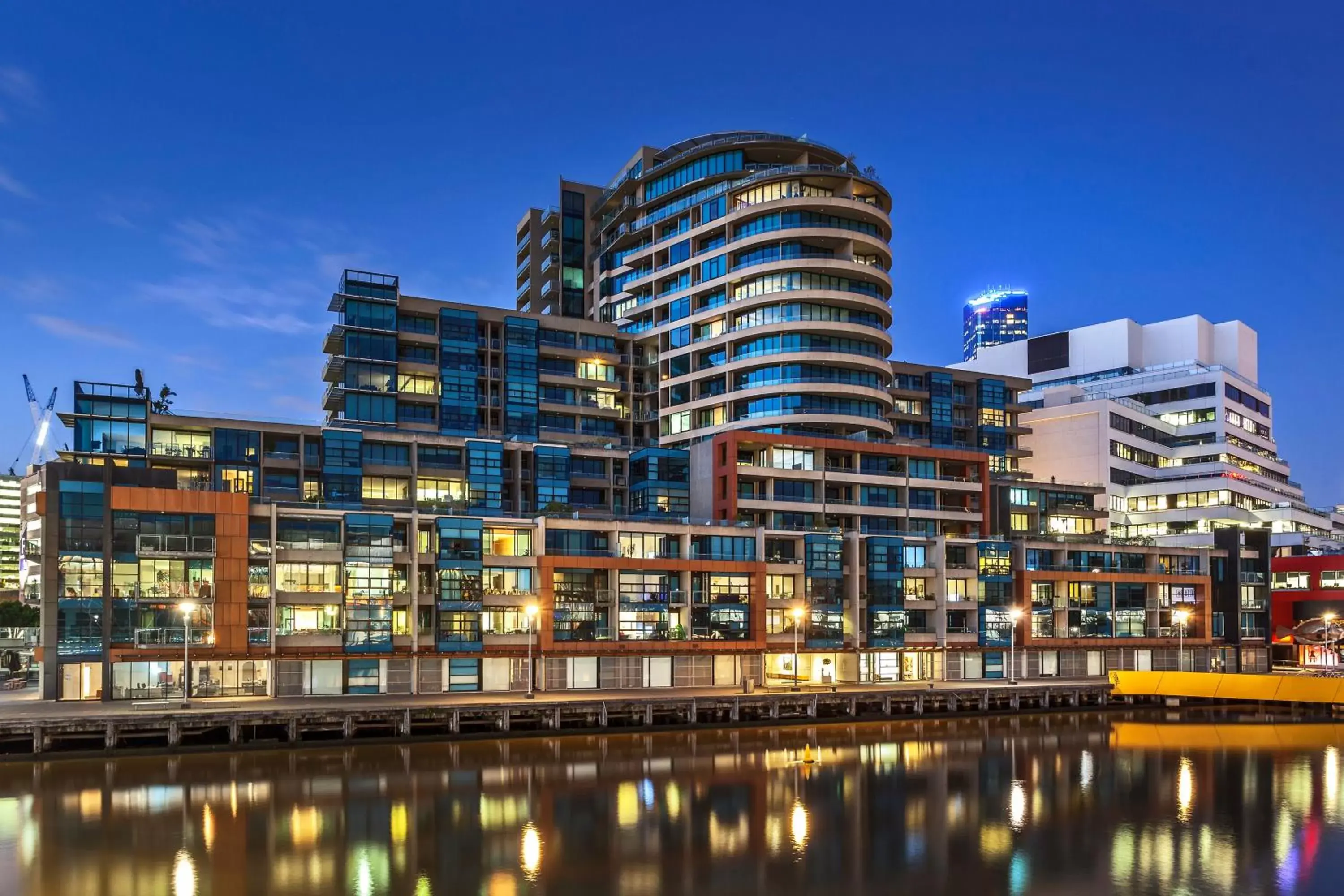 Waterfront Melbourne Apartments Waterfront Melbourne Apartments