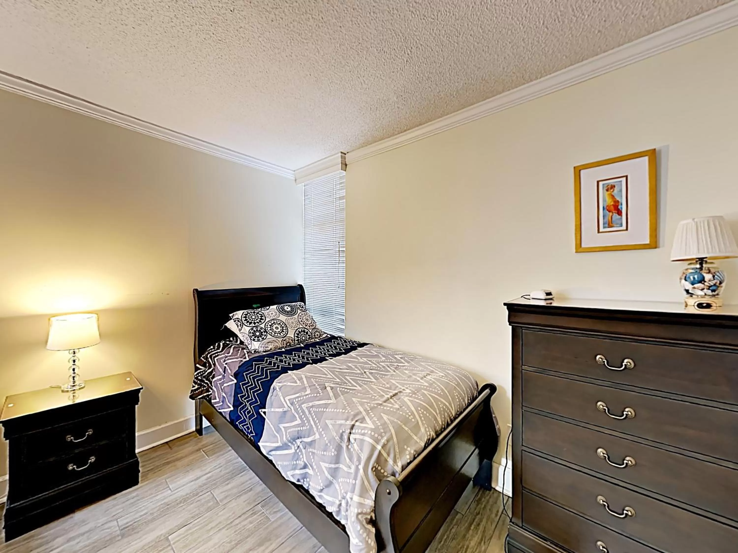 Bedroom in Beach Vacation Condos