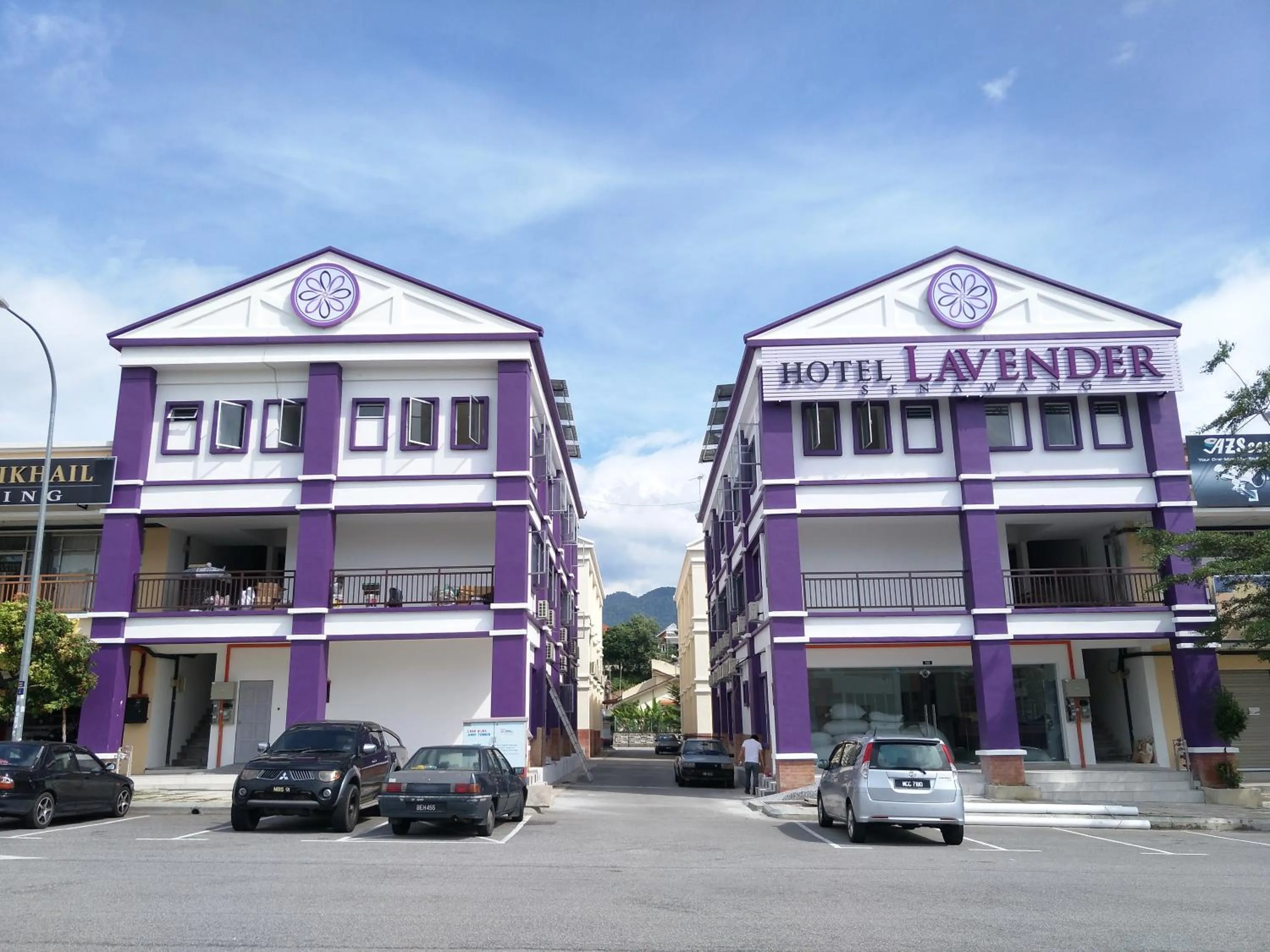 Facade/entrance in Hotel Lavender Senawang