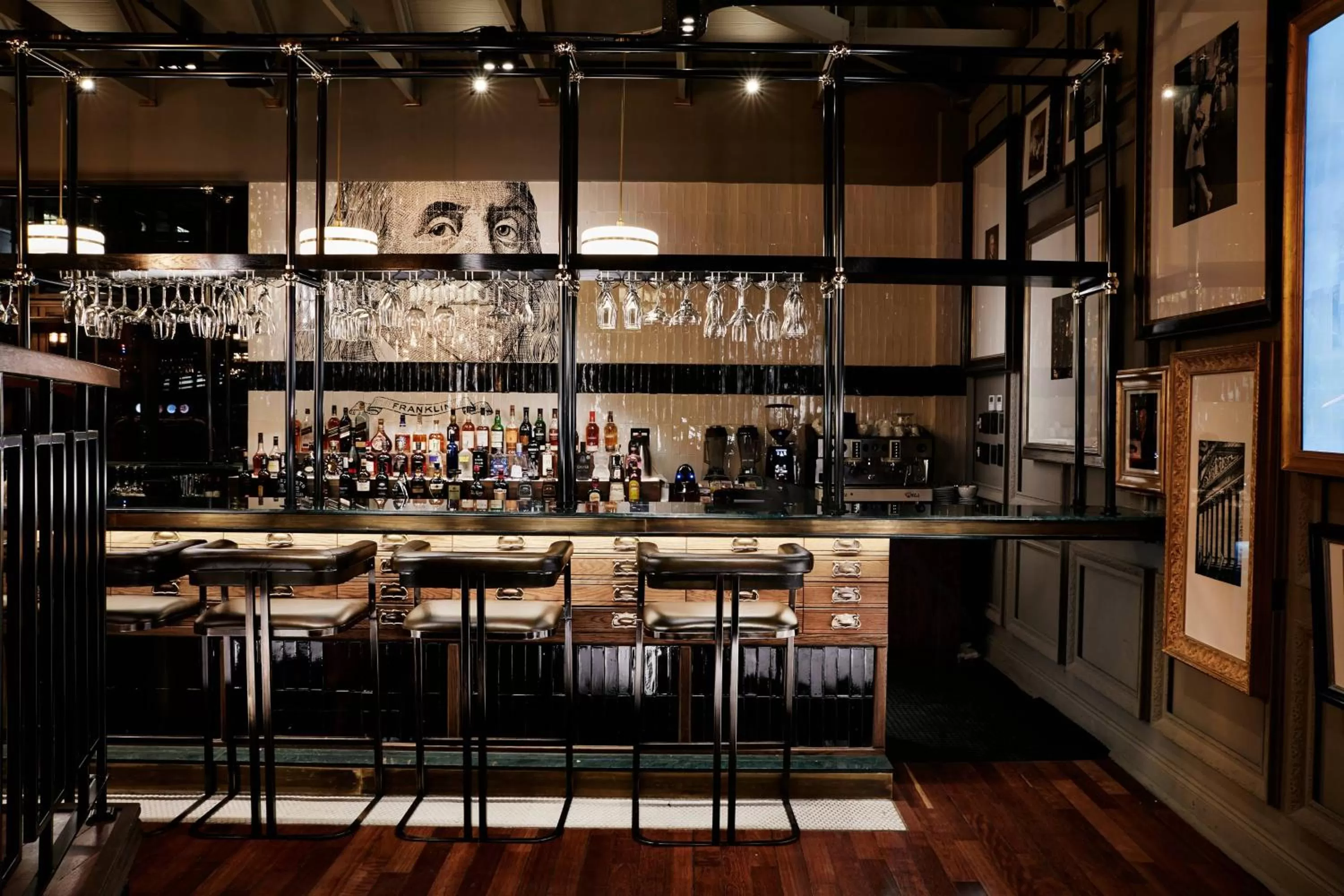 Lounge or bar in Protea Hotel by Marriott Johannesburg Balalaika Sandton