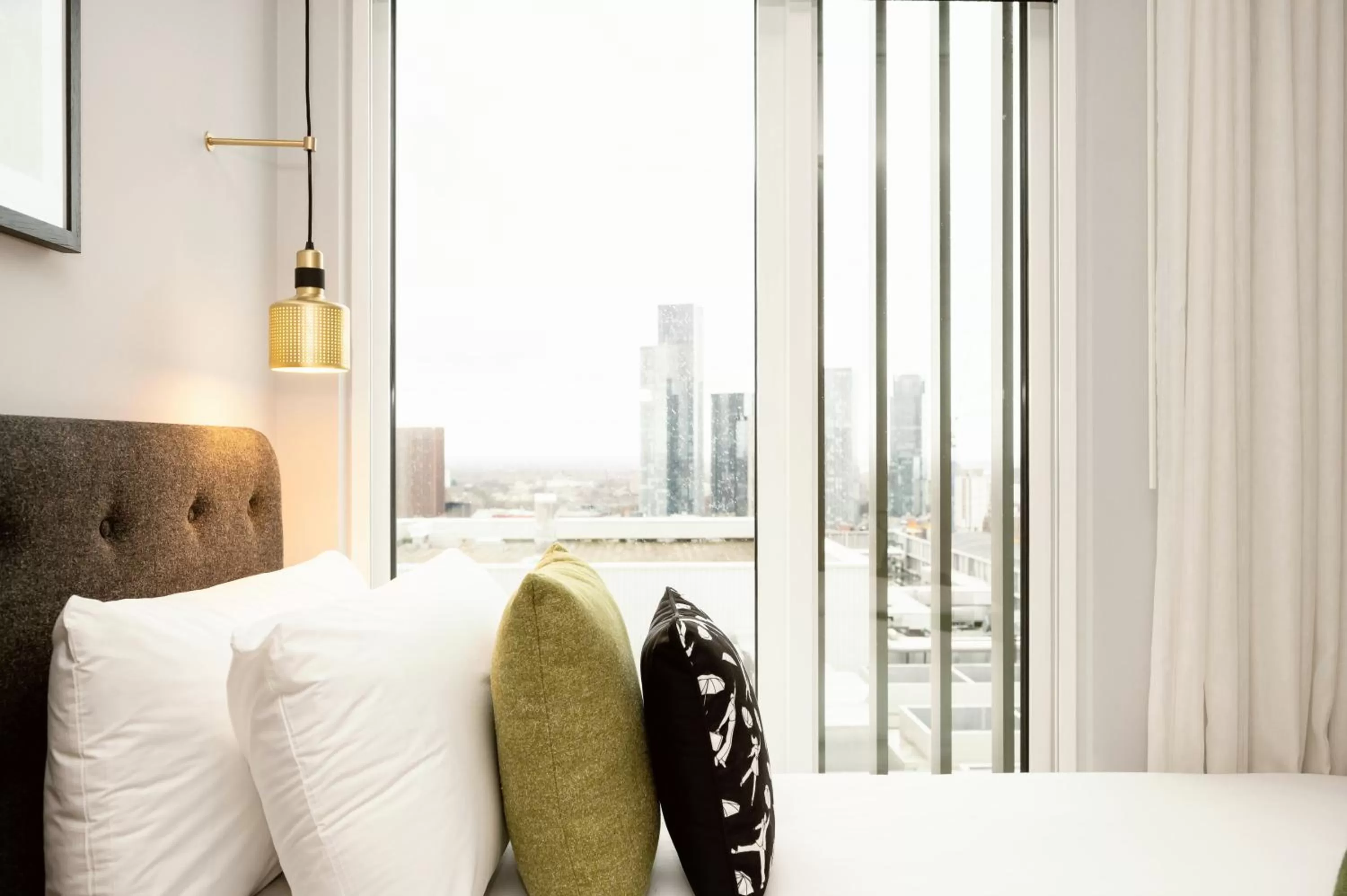 View (from property/room), Bed in Wilde Aparthotels Manchester City Centre