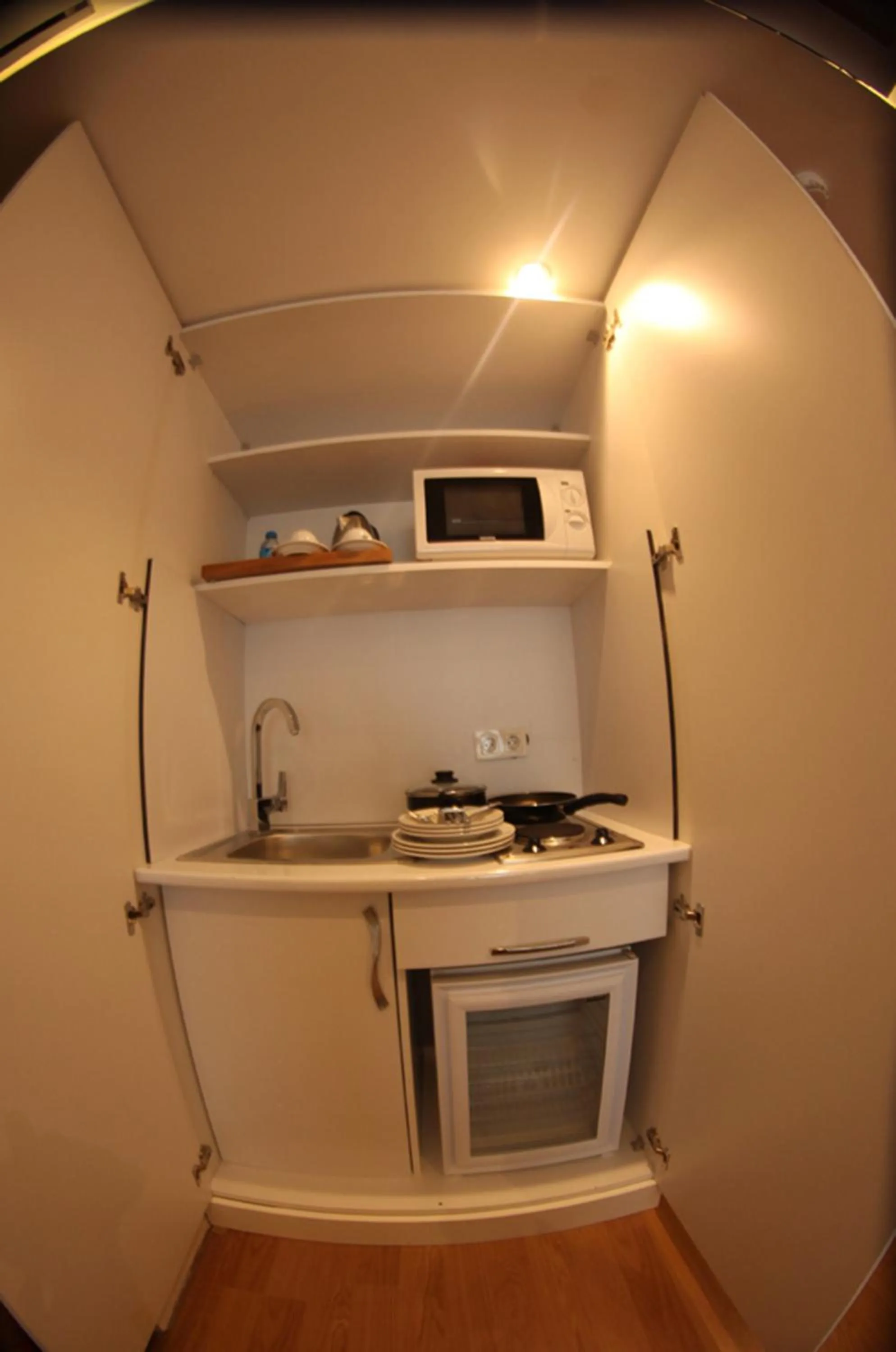 Decorative detail, Kitchen/Kitchenette in Elite Marmara Bosphorus&Suites