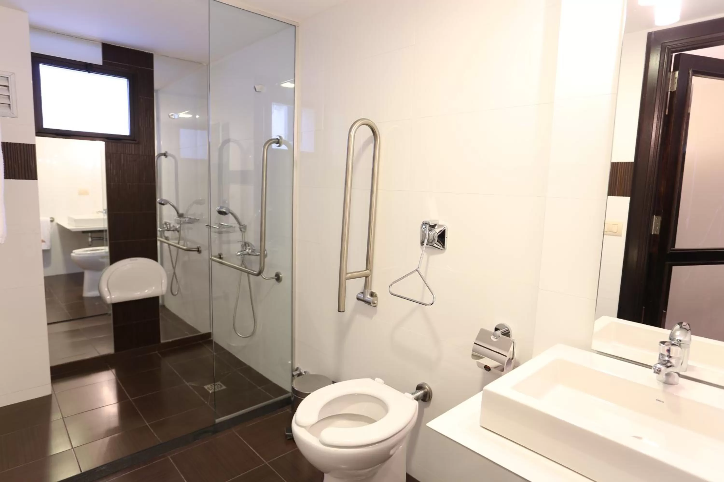 Bathroom in Puerto Mercado Hotel