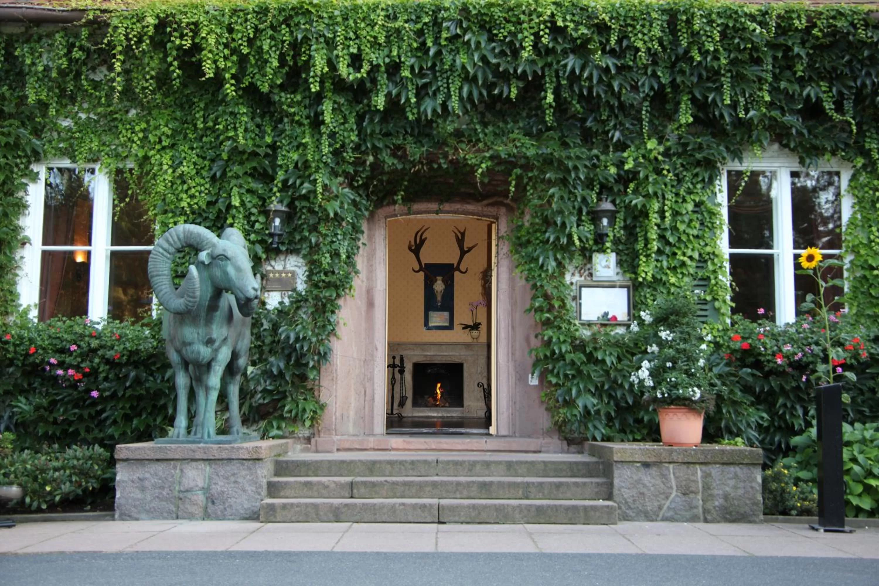 Facade/entrance in Hotel Döllnsee-Schorfheide