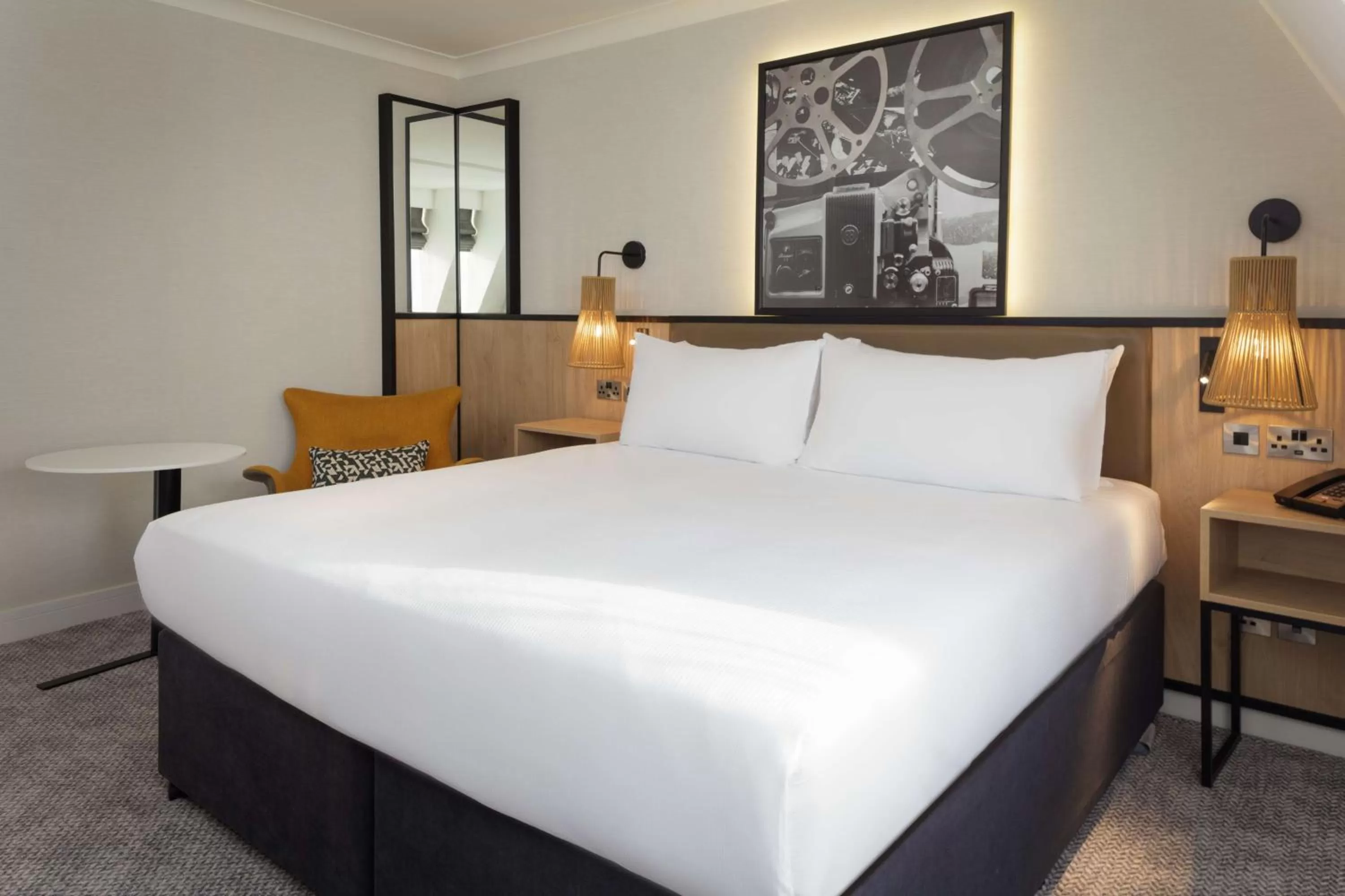 Bed in DoubleTree by Hilton London Elstree