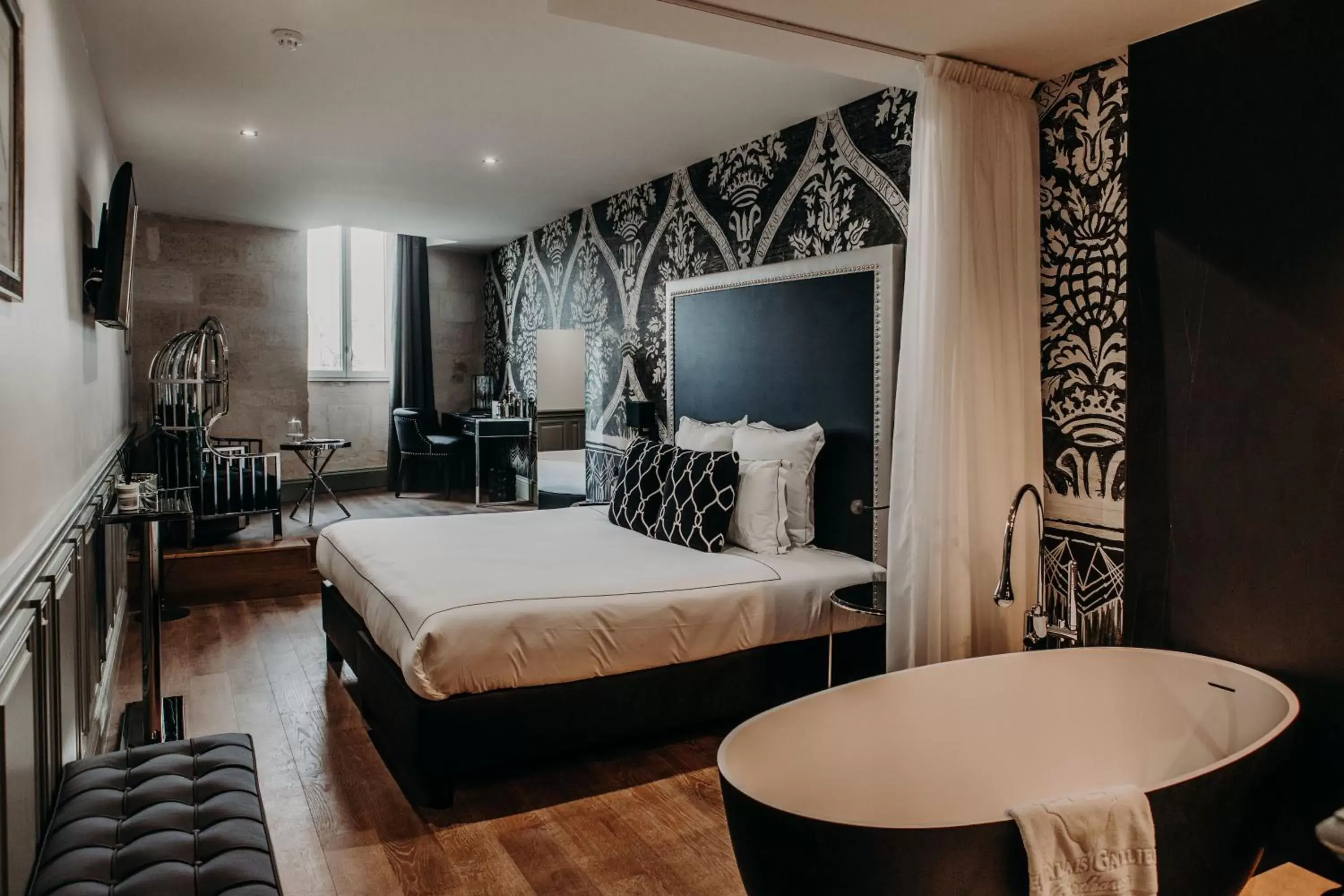 Prestige Double Room in Le Palais Gallien Hôtel & Spa Prestige Double Room in Le Palais Gallien Hôtel & Spa