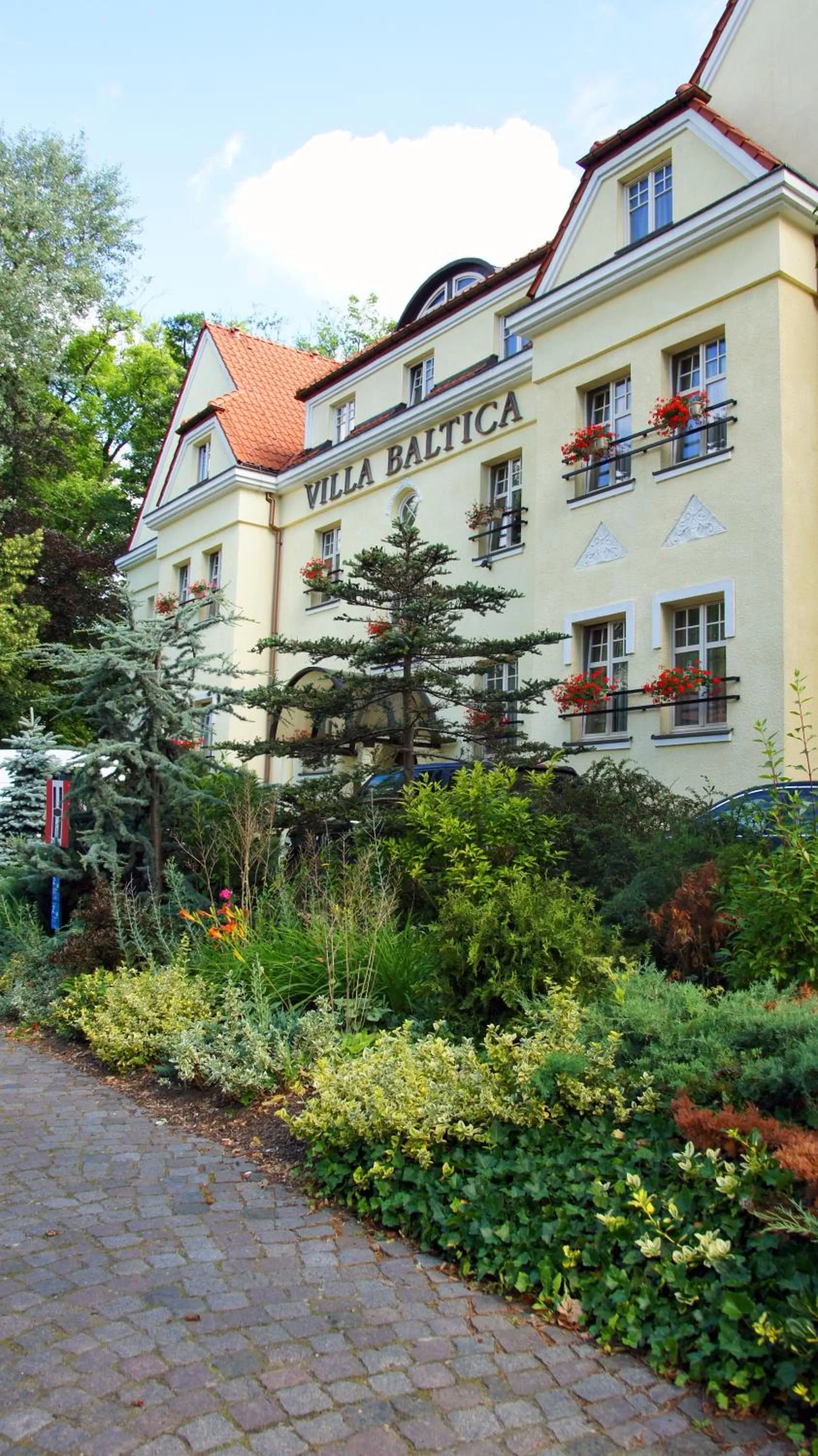 Property building in Hotel Villa Baltica