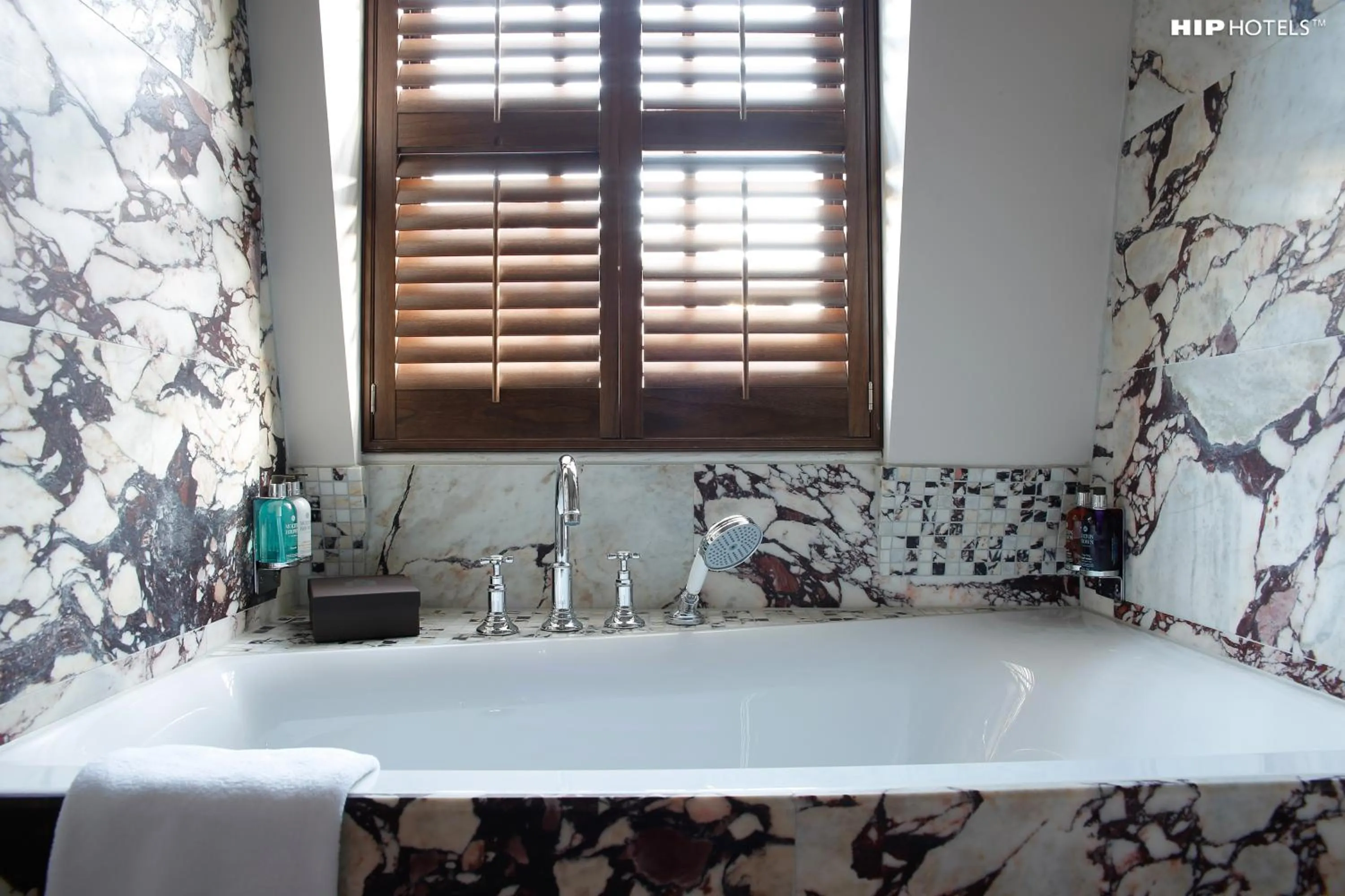 Bathroom in Mimi's Hotel Soho