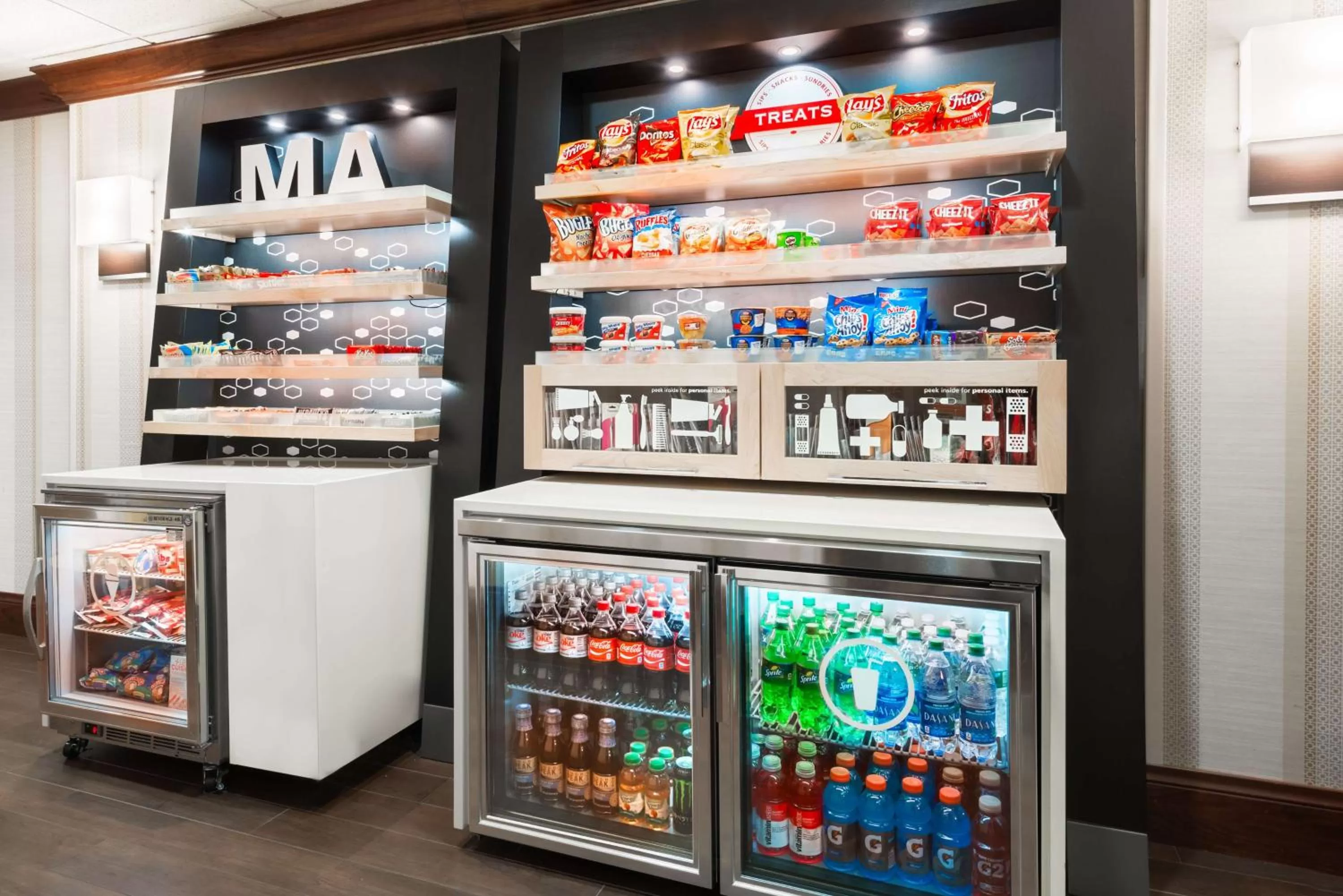 Lobby or reception in Hampton Inn Boston / Marlborough