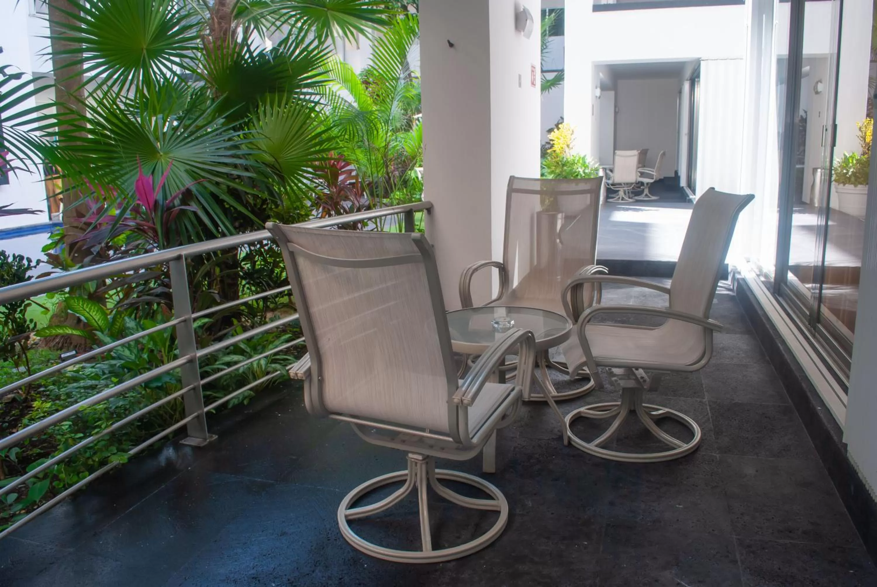 Balcony/Terrace in Dangelos Hotel on Fifth Avenue