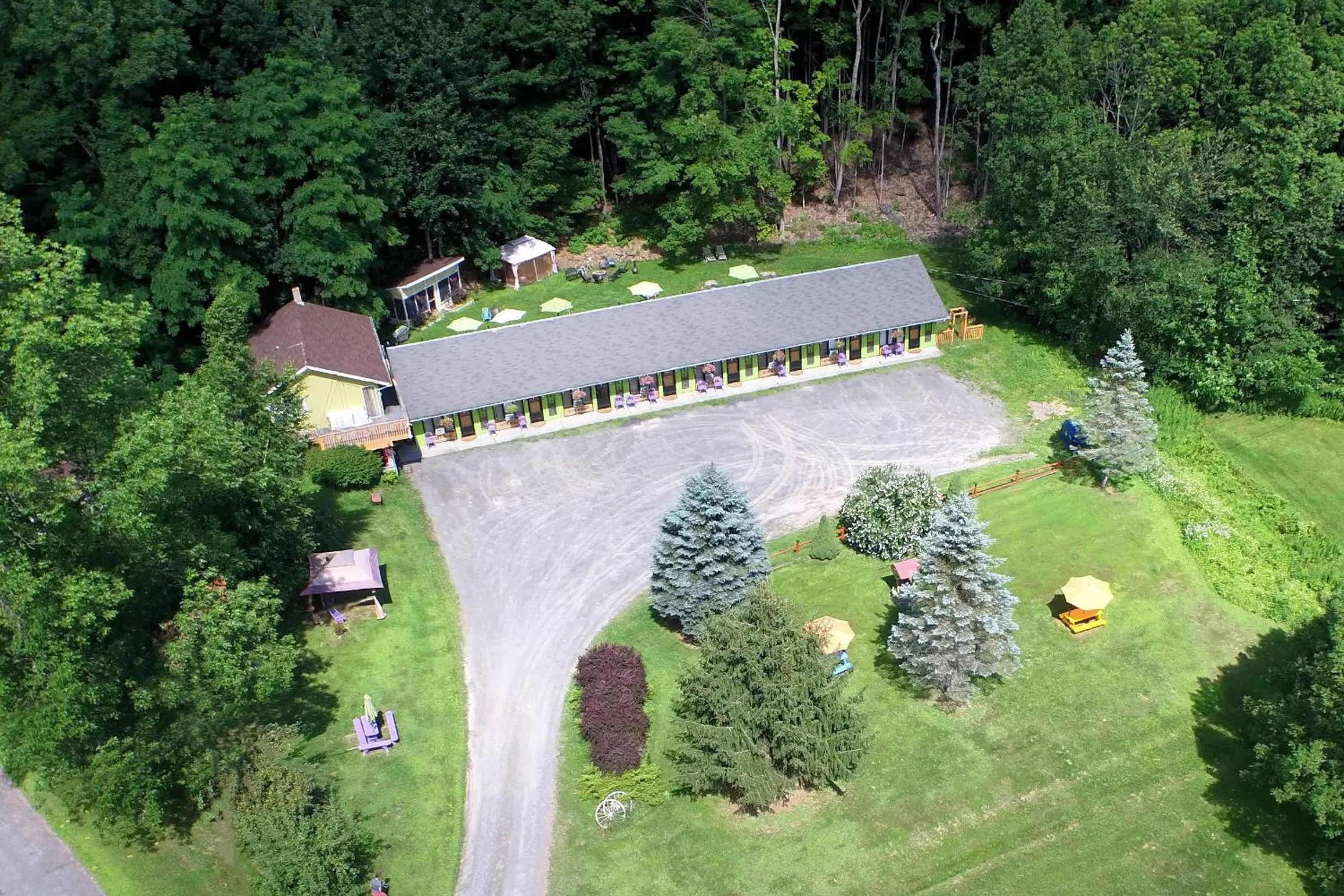 Bird's eye view, Bird's-eye View in Starlite Motel & Suites