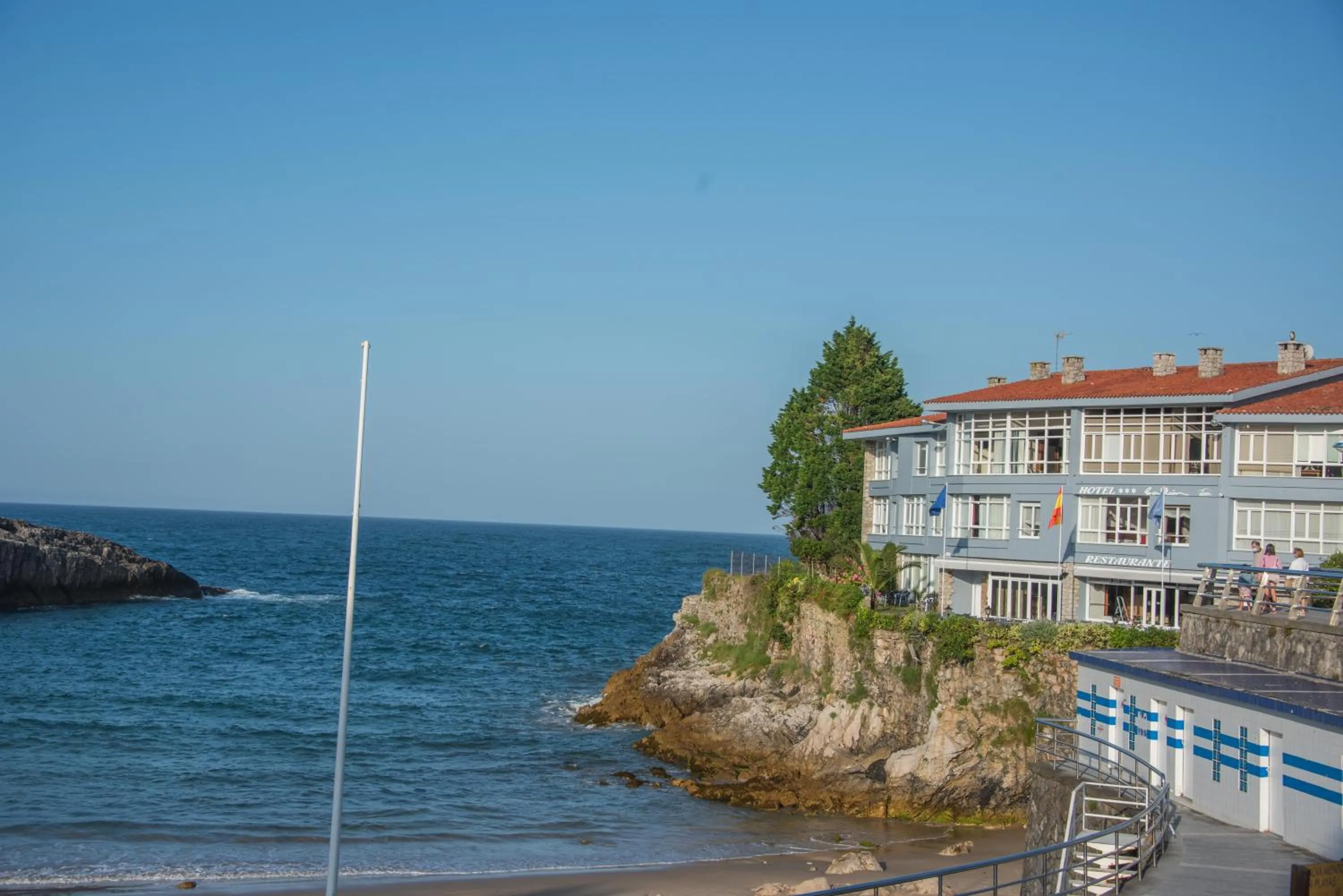 Property building in Hotel Sablón
