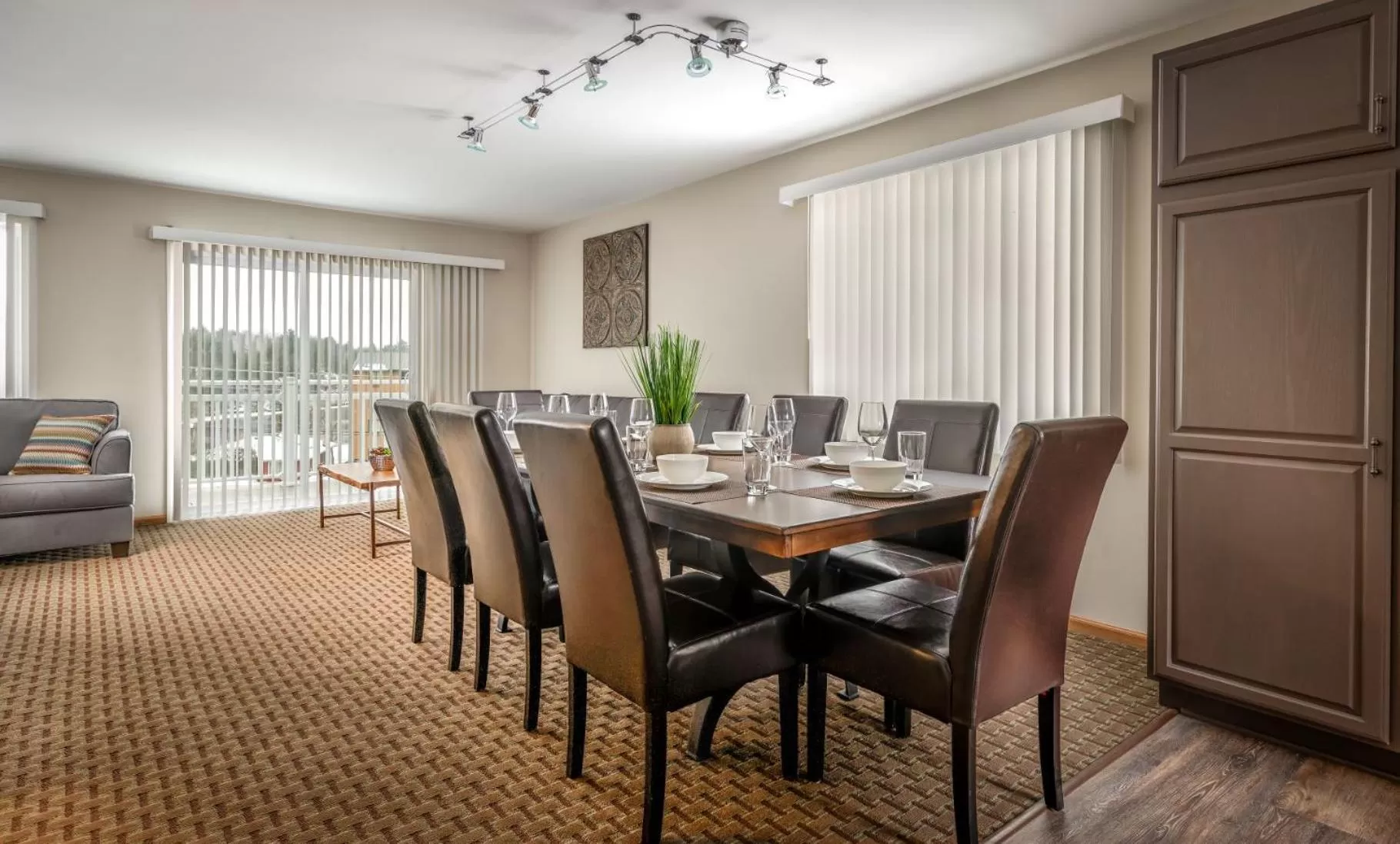 Dining area in The VUE Boutique Hotel & Boathouse
