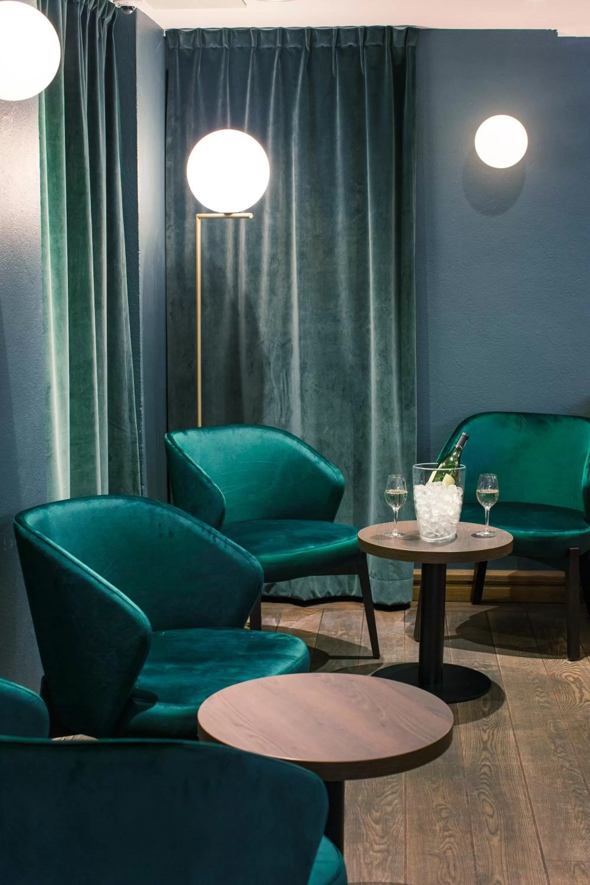 Restaurant/places to eat in Hotell Bondeheimen