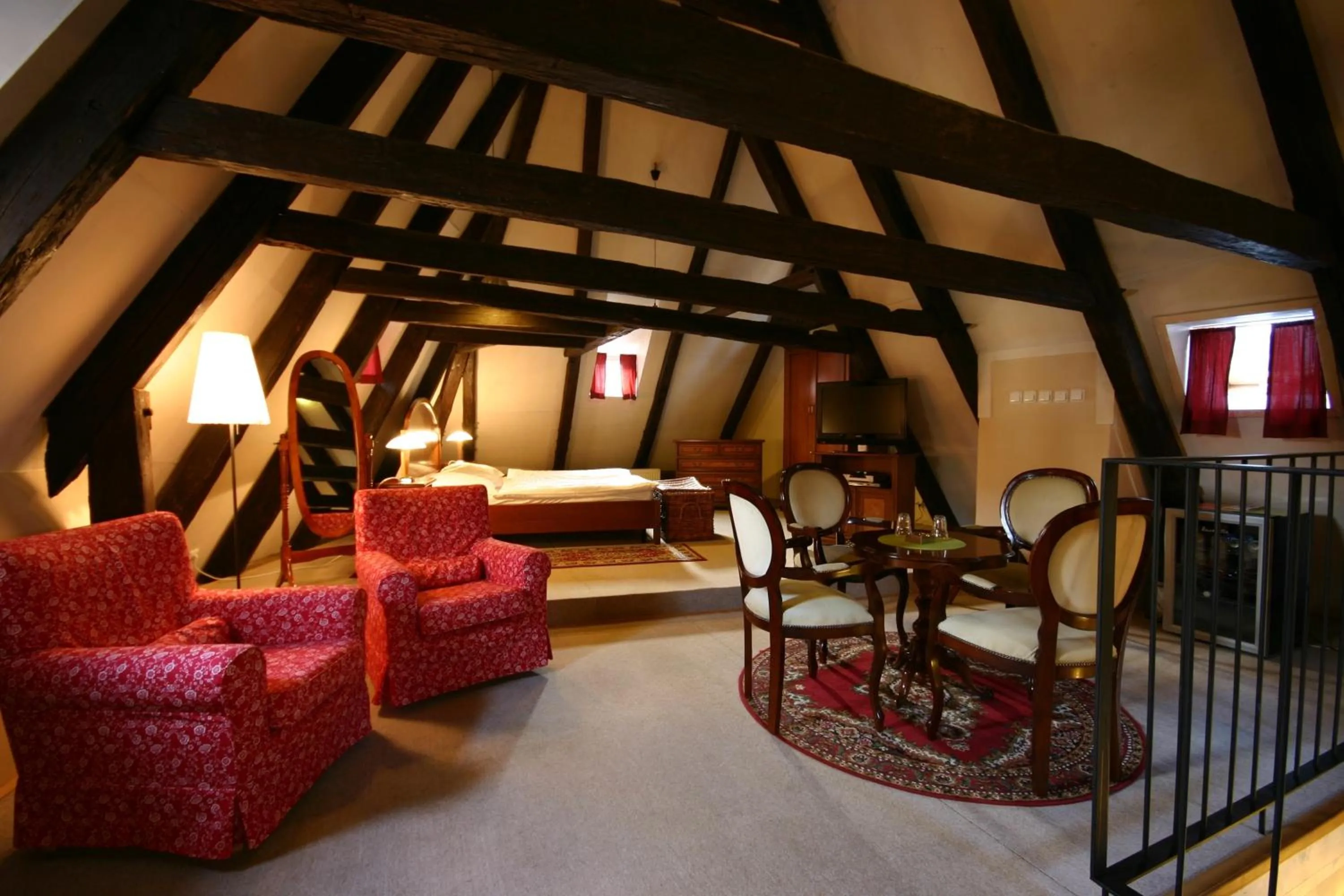 Photo of the whole room, Bed in U Tří Bubnů