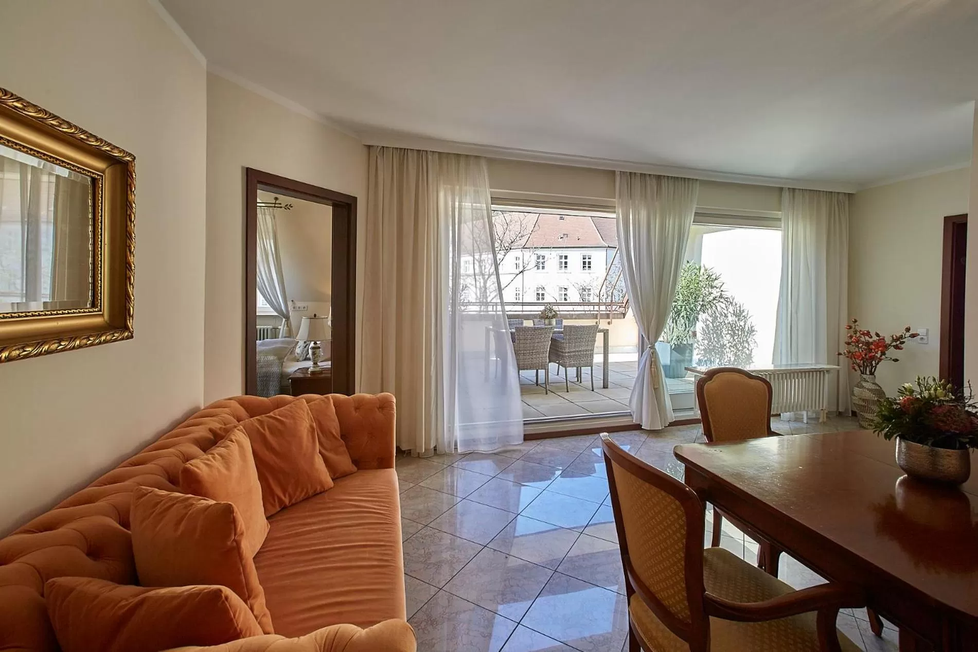 Dining area in Hotel Beek by Anna