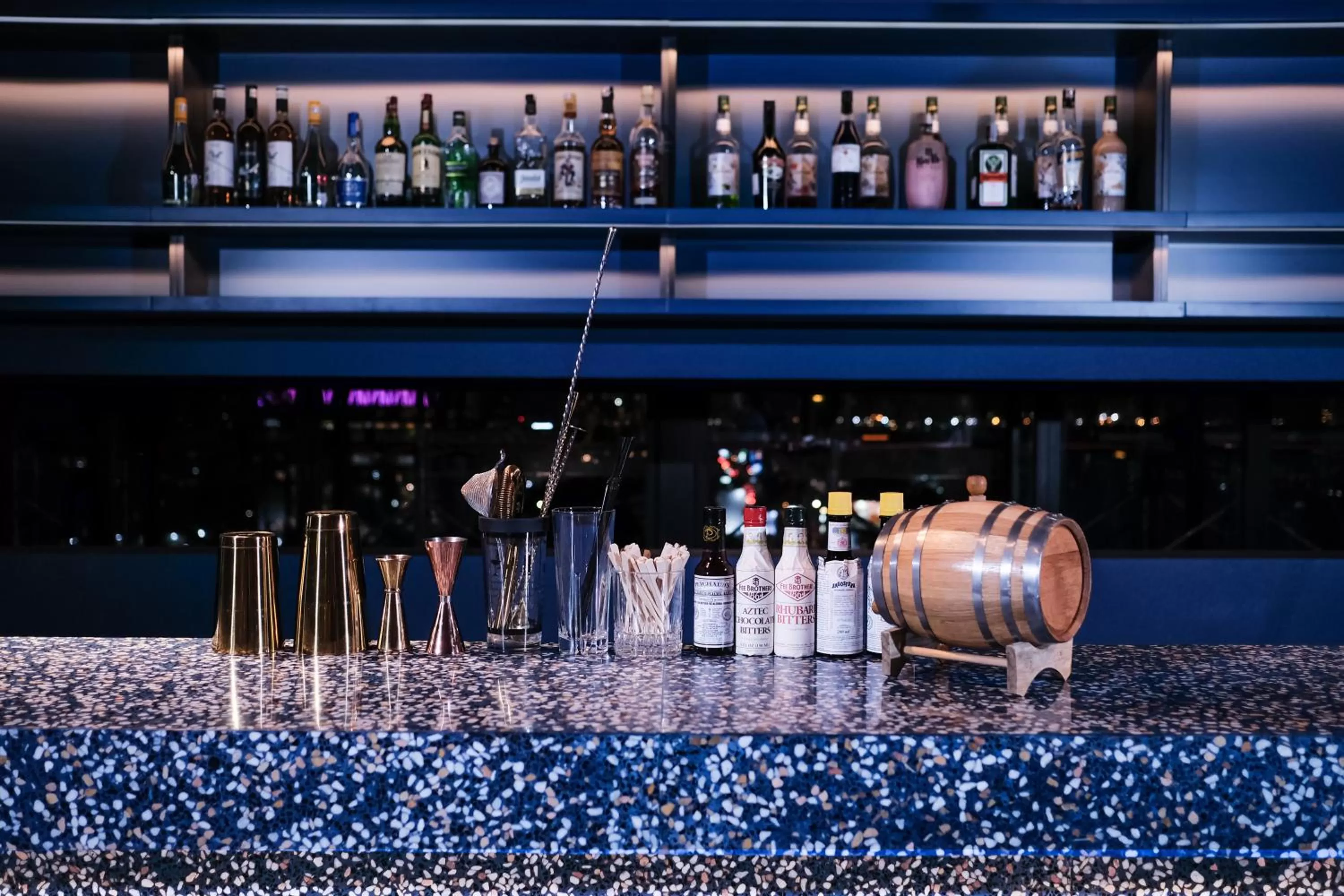 Property building in ARTOTEL Gajahmada Semarang