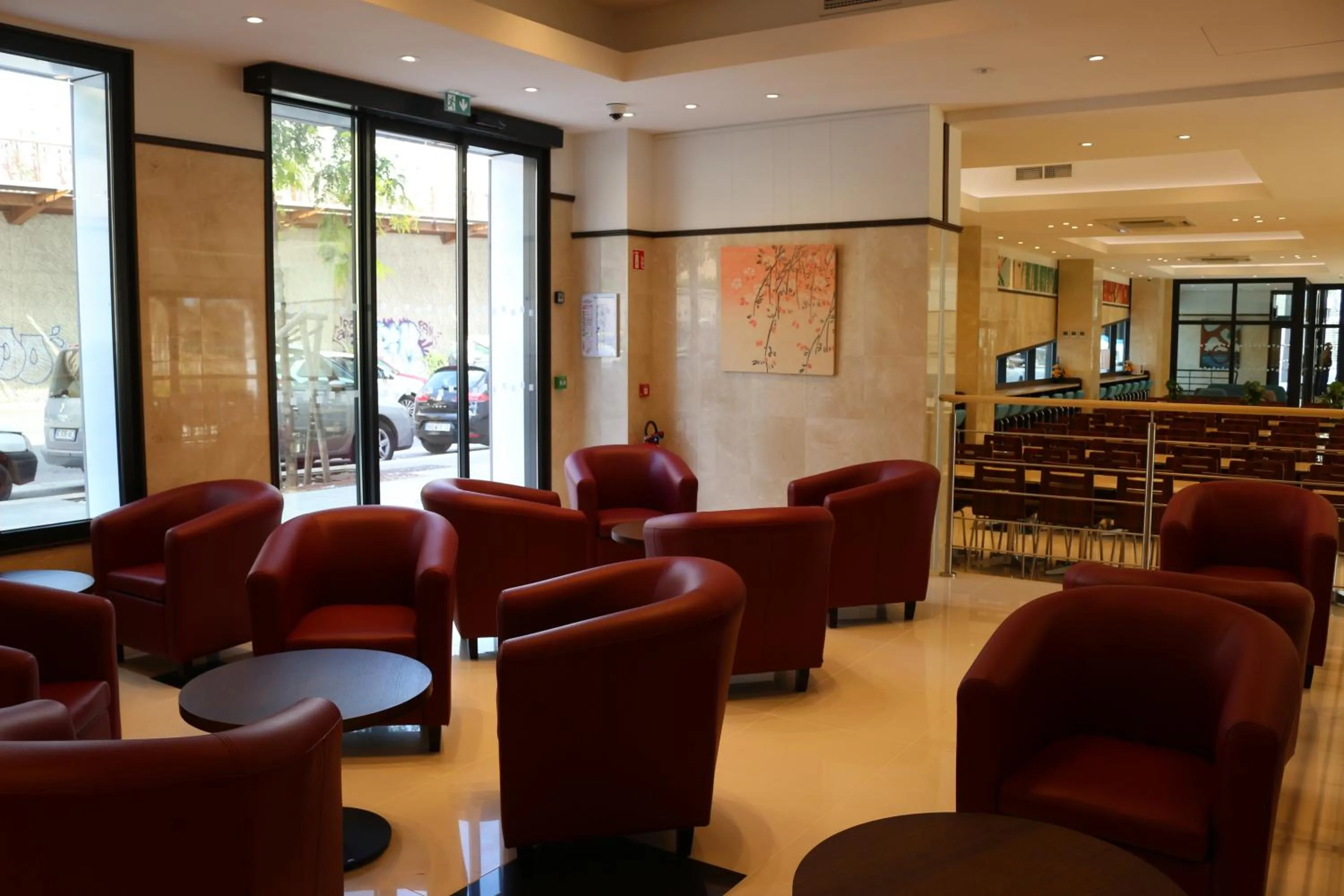 Lounge or bar in Toyoko INN Marseille Saint Charles