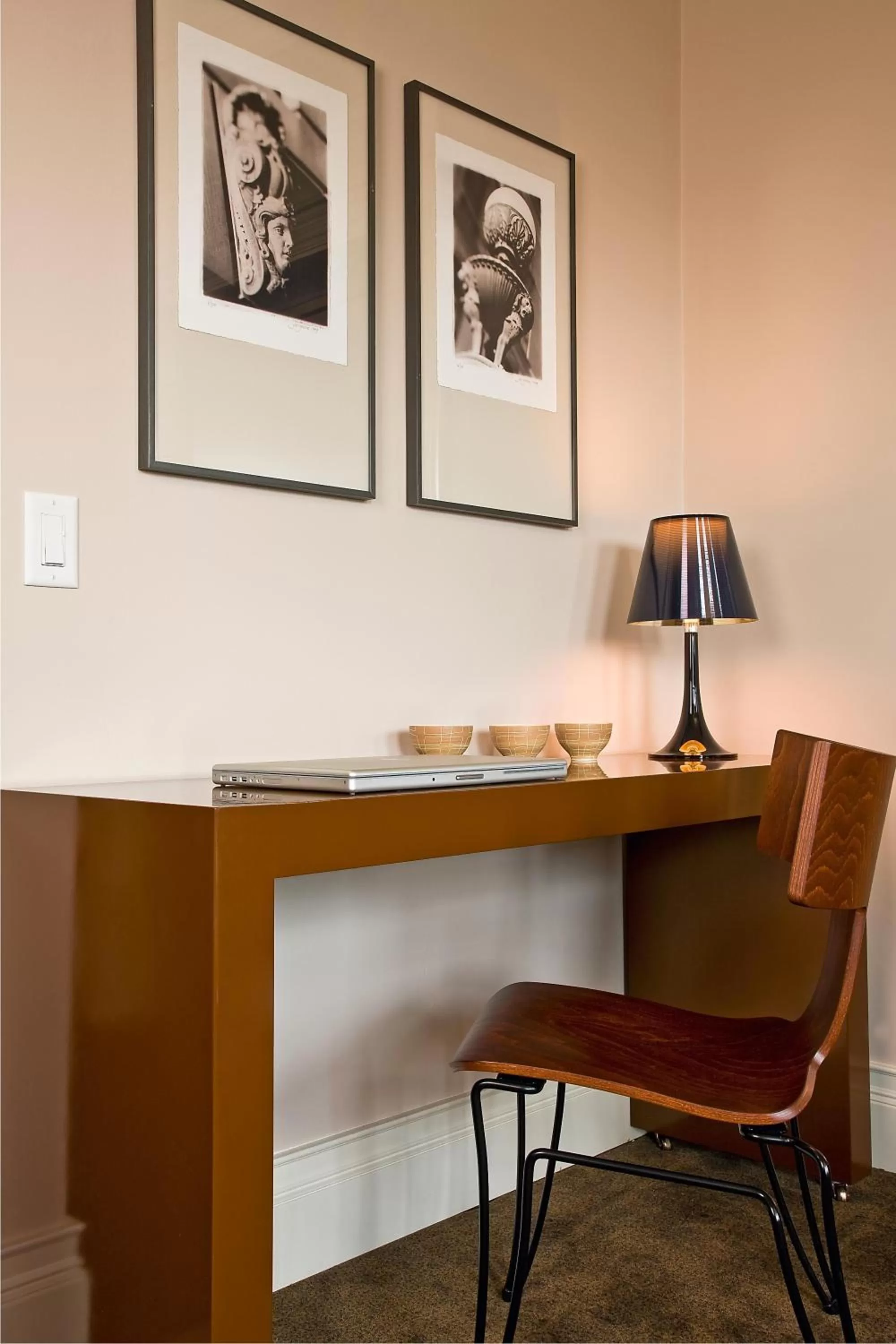 Seating area in Inn at St. Botolph