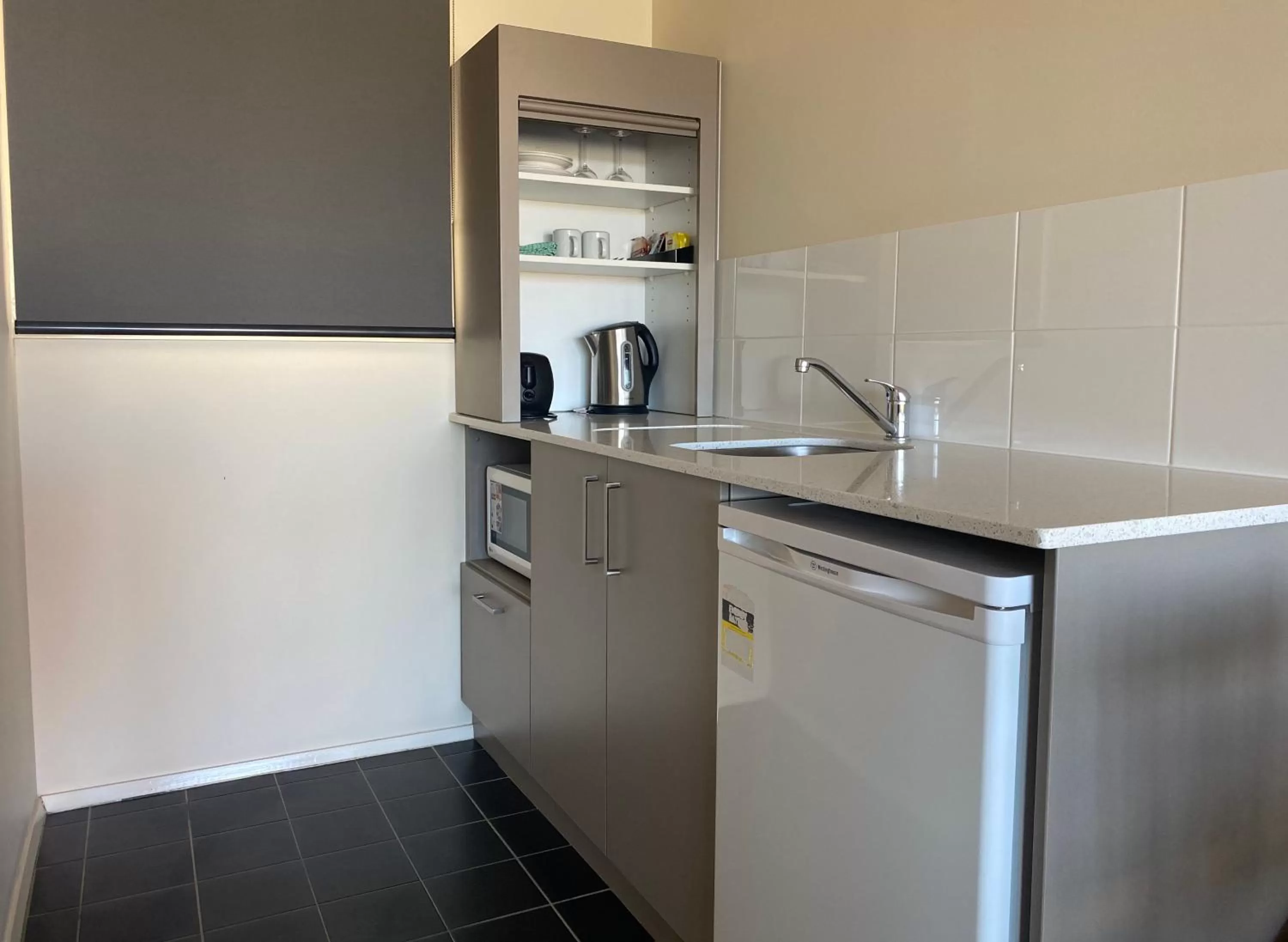 Kitchen or kitchenette in Comfort Inn Bishops Lodge