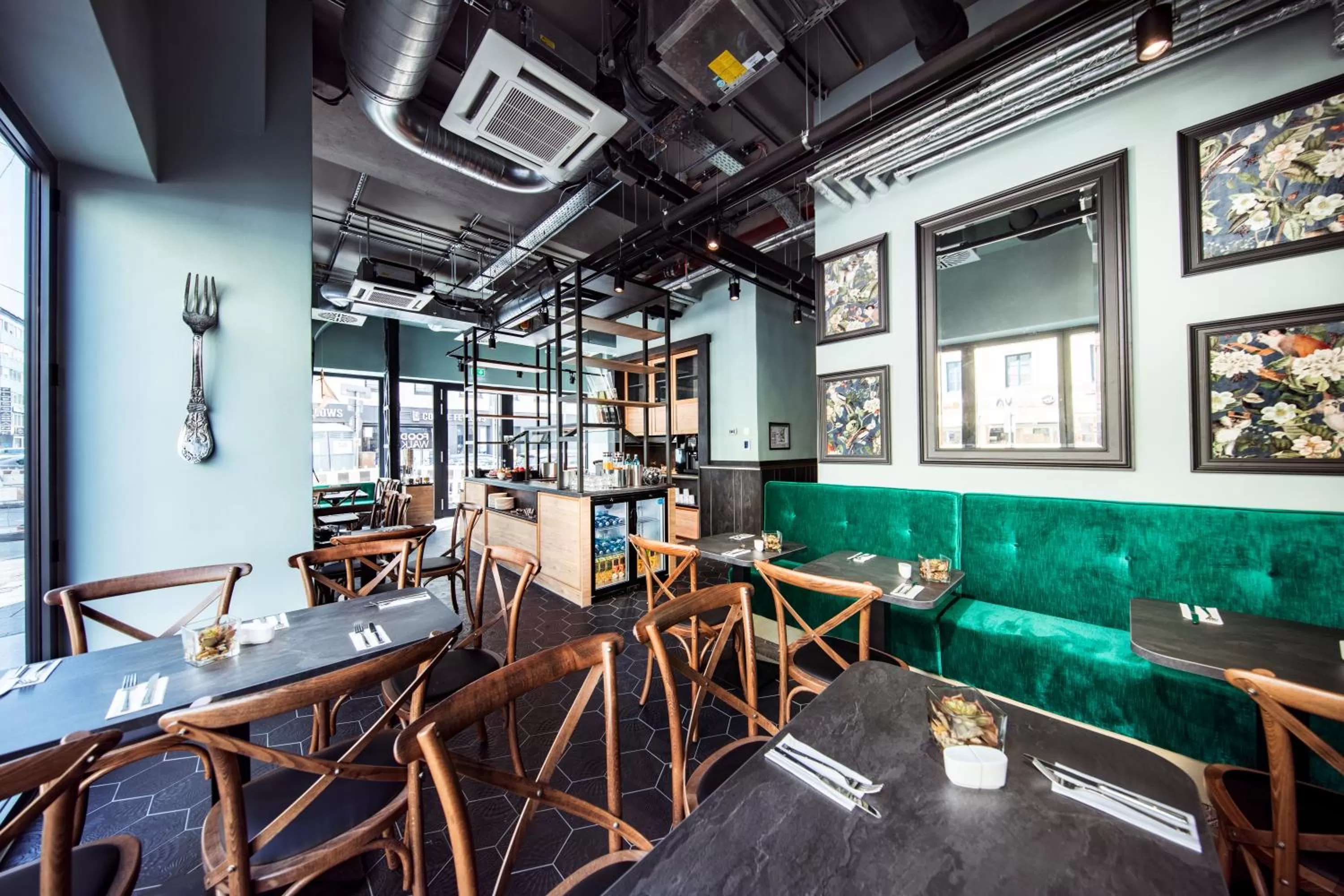 Restaurant/places to eat in Maison Schiller by DesignCity Hotels