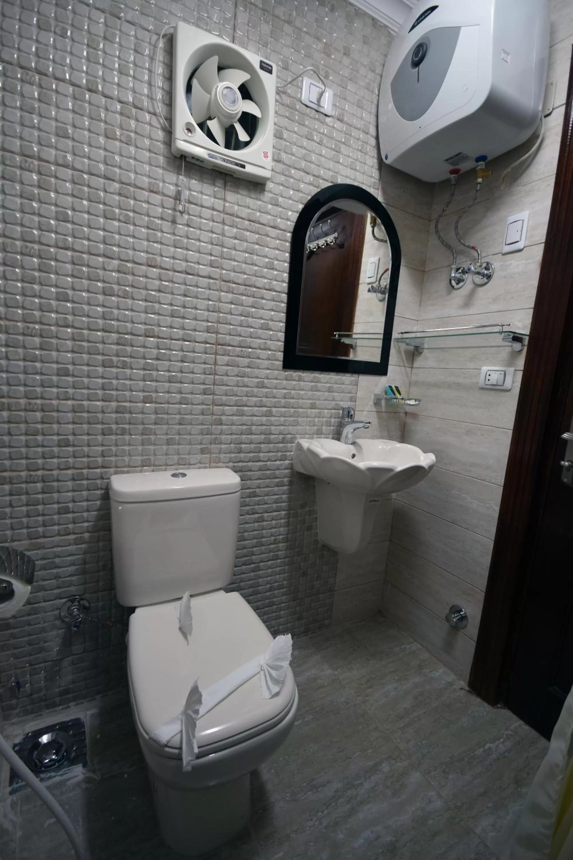 Bathroom in Amin Hotel