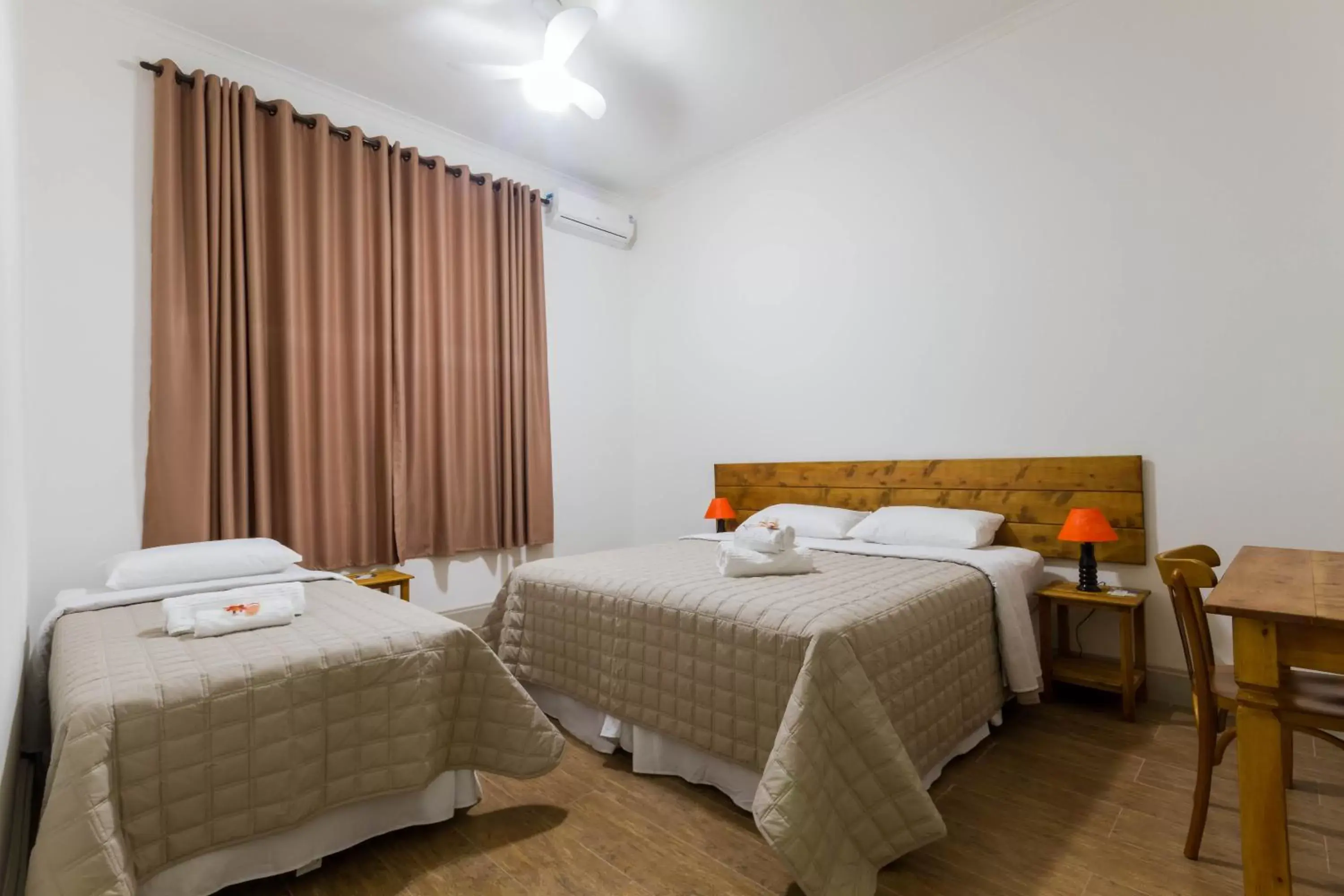 Luxury Triple Room in Pousada Sagrados Corações Luxury Triple Room in Pousada Sagrados Corações