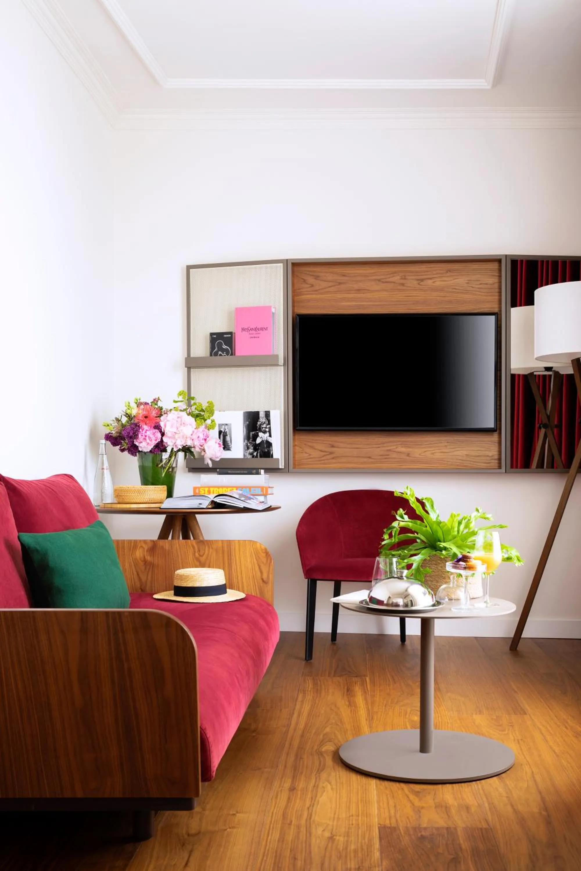 Living room in Villa Marquis a Member of Melia Collection Tour Eiffel