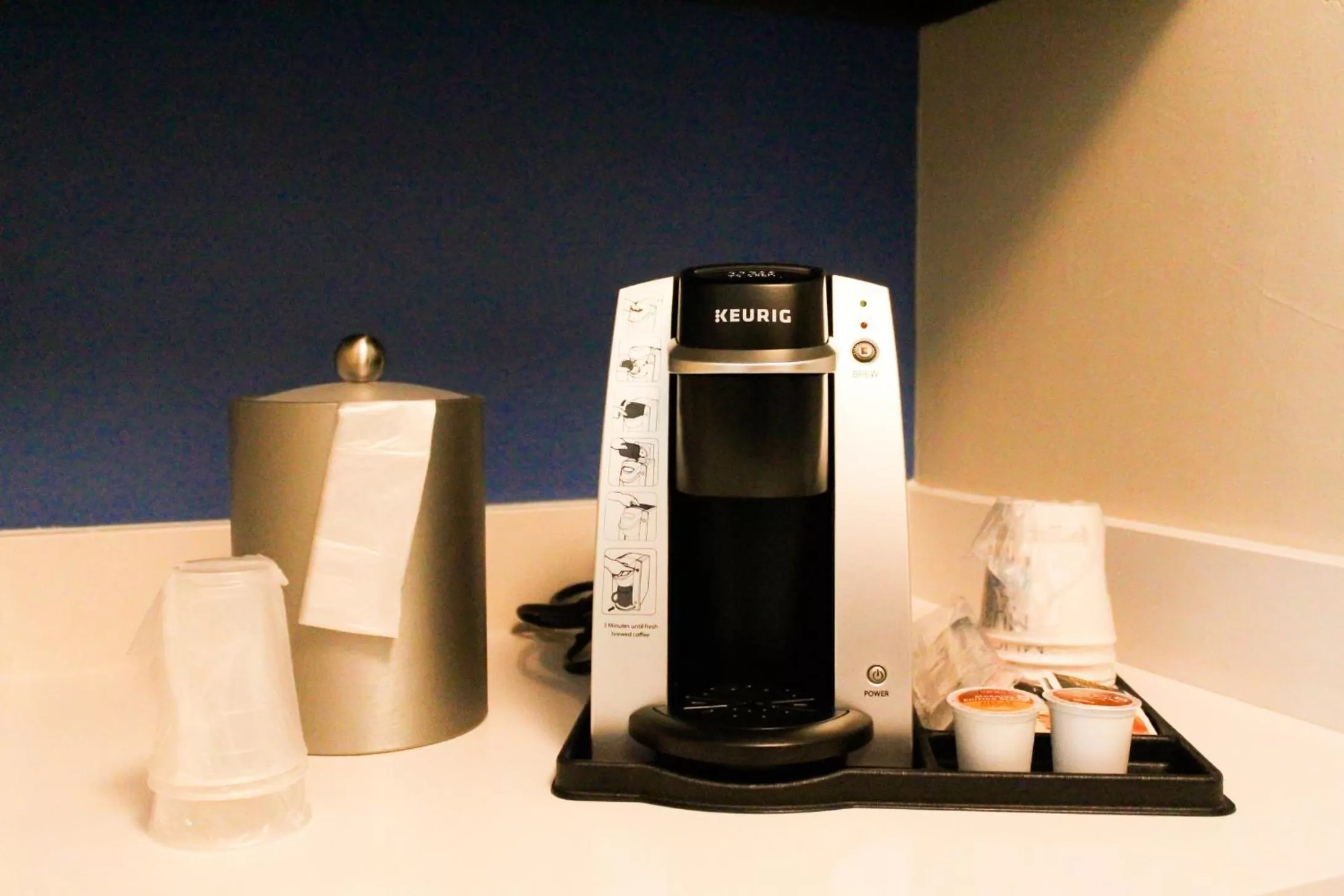 Coffee/tea facilities in Holiday Inn Express & Suites Custer-Mt Rushmore