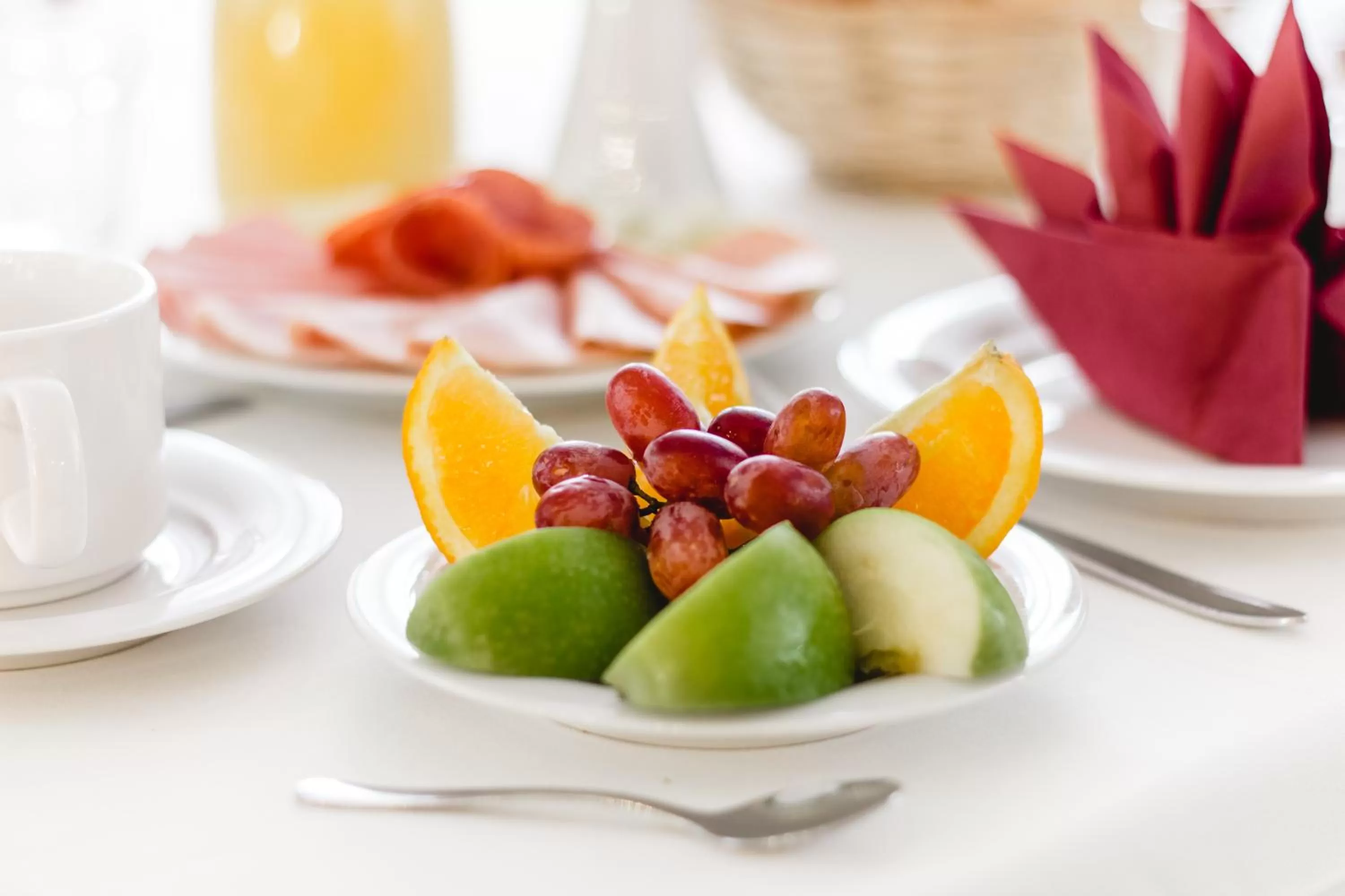 Buffet breakfast in Hotel Allegro Wien