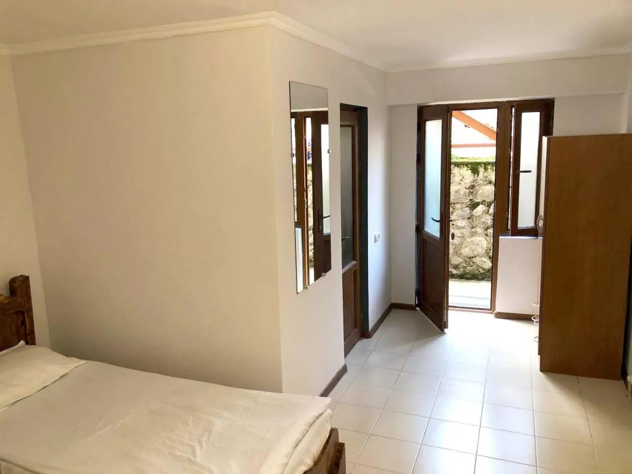 Bed in Dil Hill by Sam