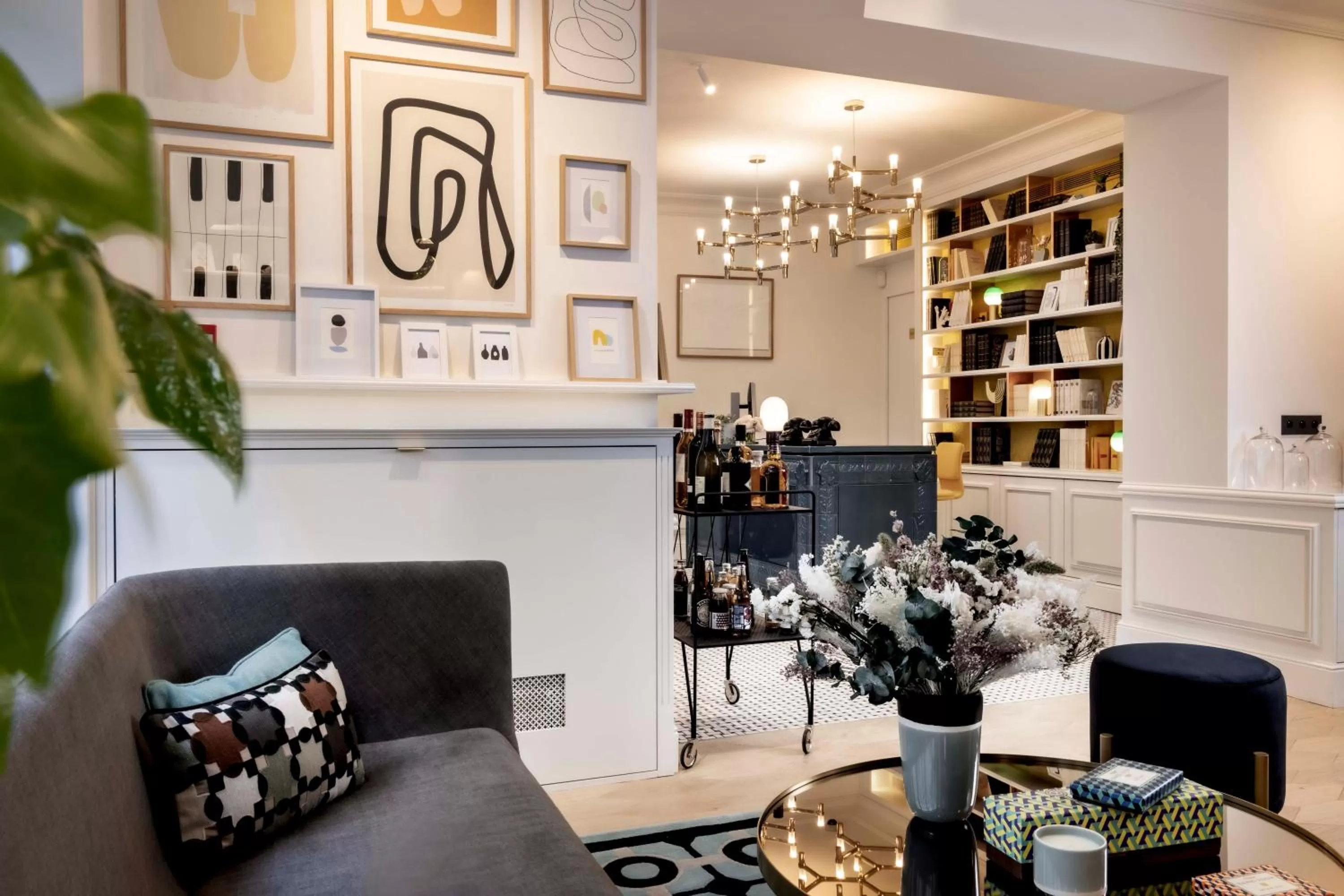 Living room in Hotel Louvre Montana