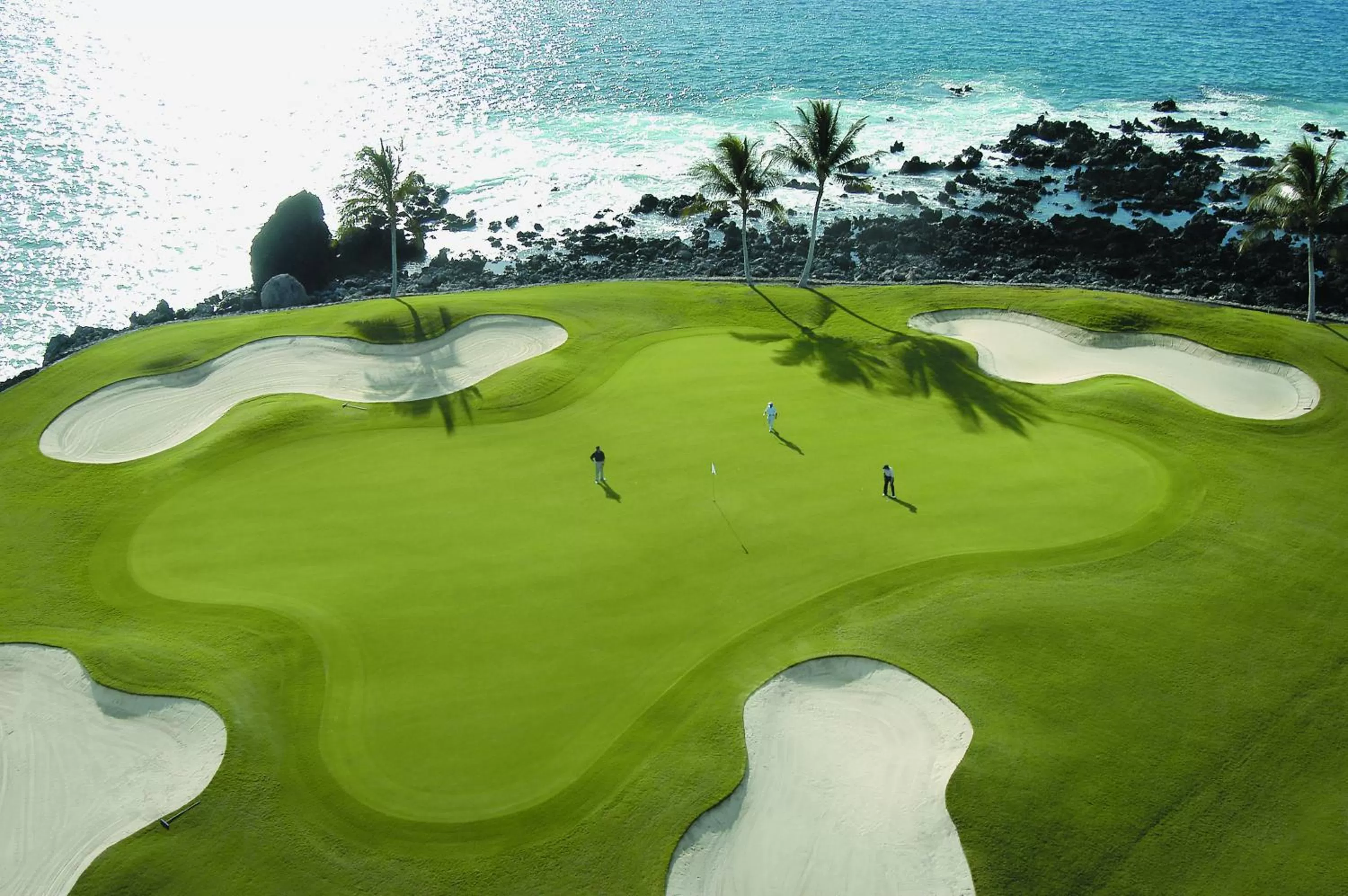 Golfcourse in Fairmont Orchid