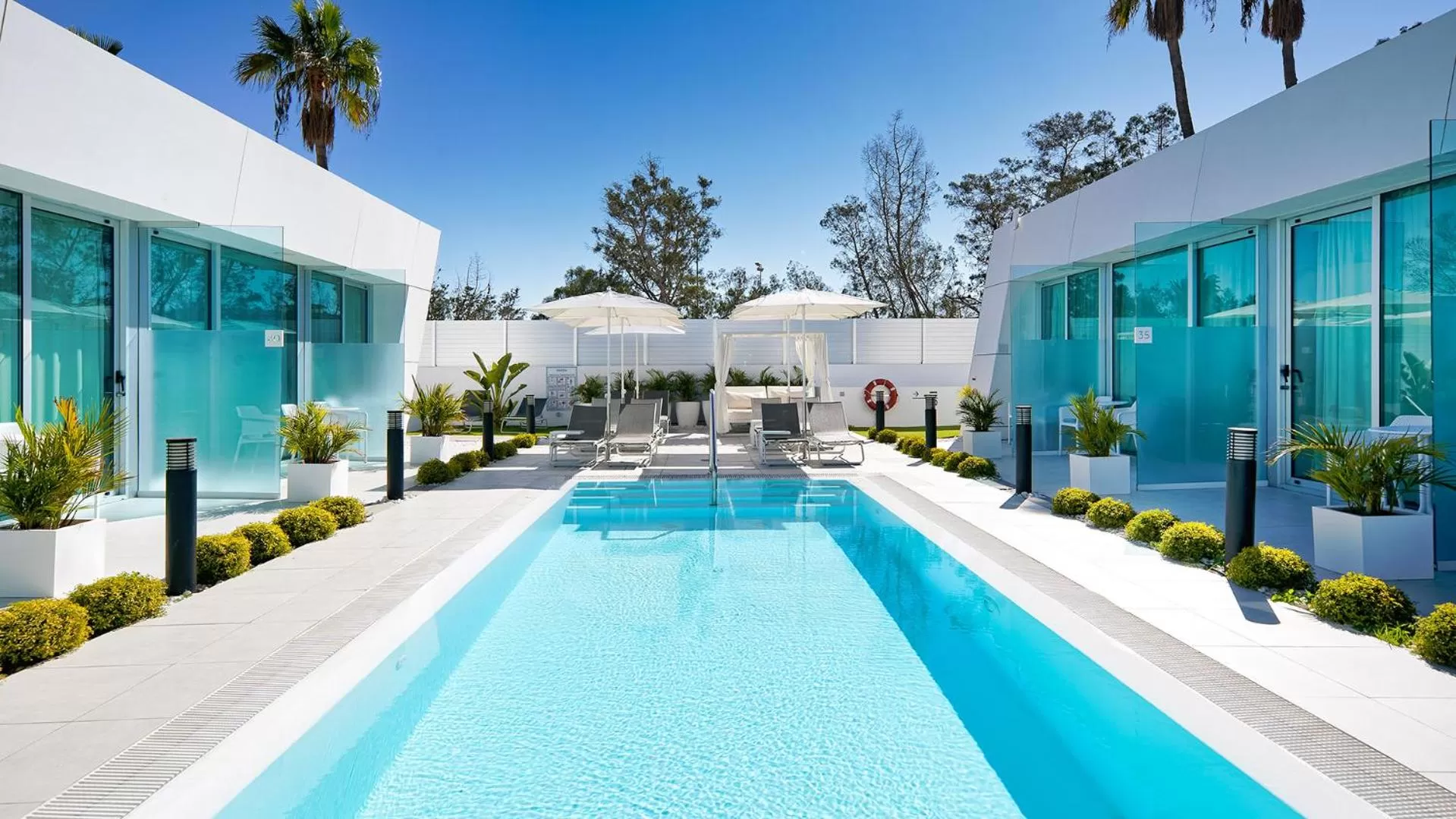 Swimming pool in Hotel Nayra - Adults Only