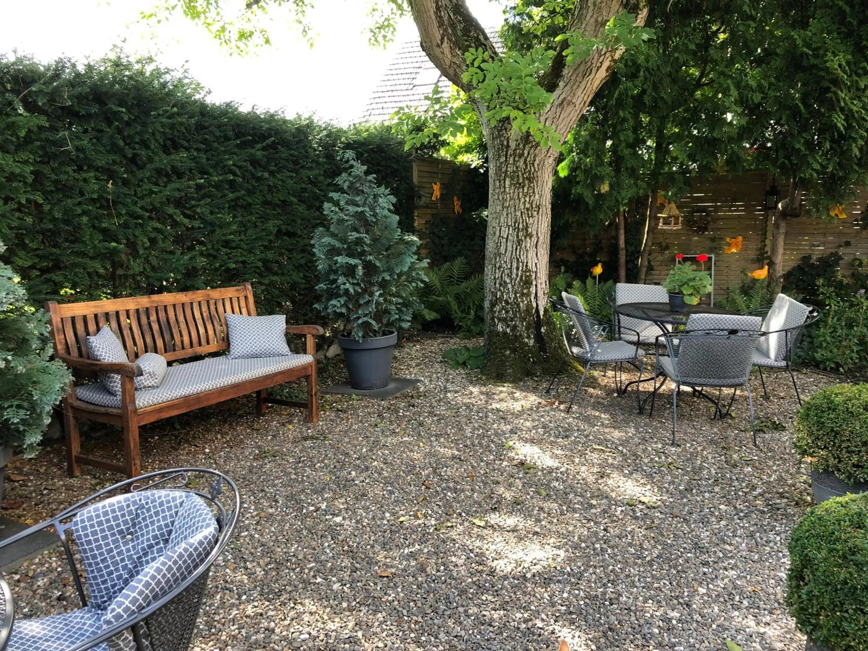 Garden, Patio/Outdoor Area in Walnut Lodge Bed & Breakfast