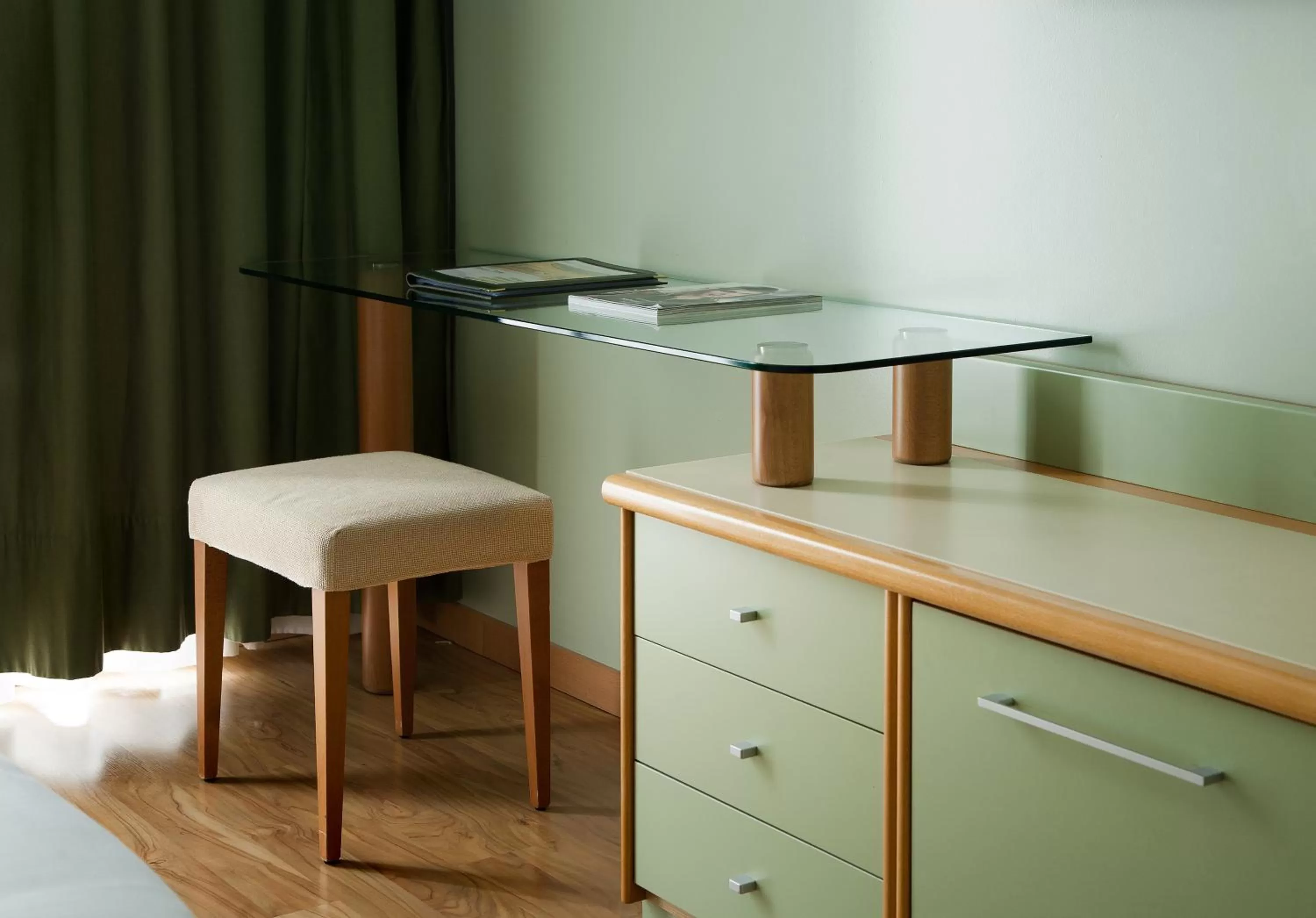 Decorative detail in Hotel Leonardo da Vinci