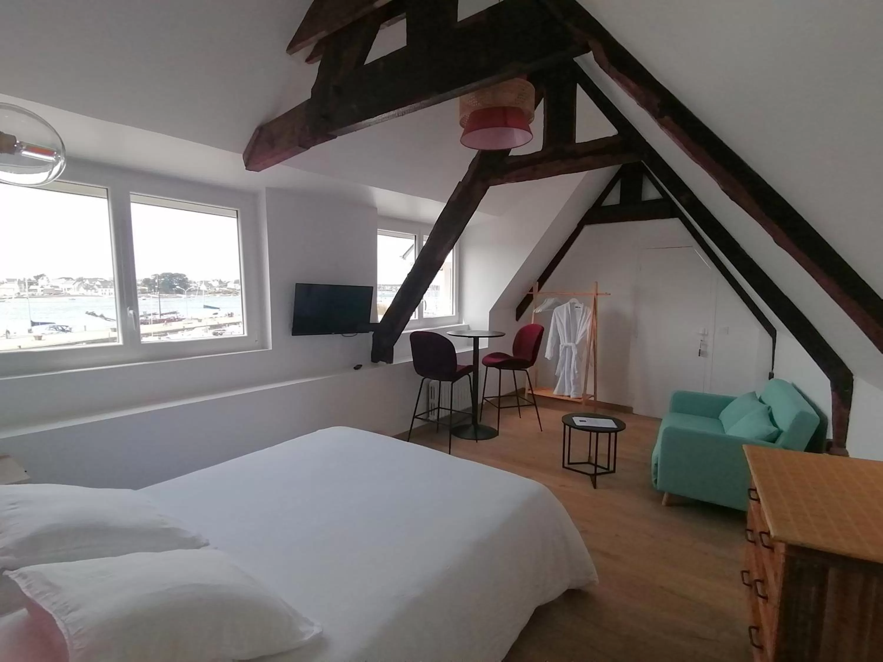 Bed in La bulle d'Etel, chambres & spa